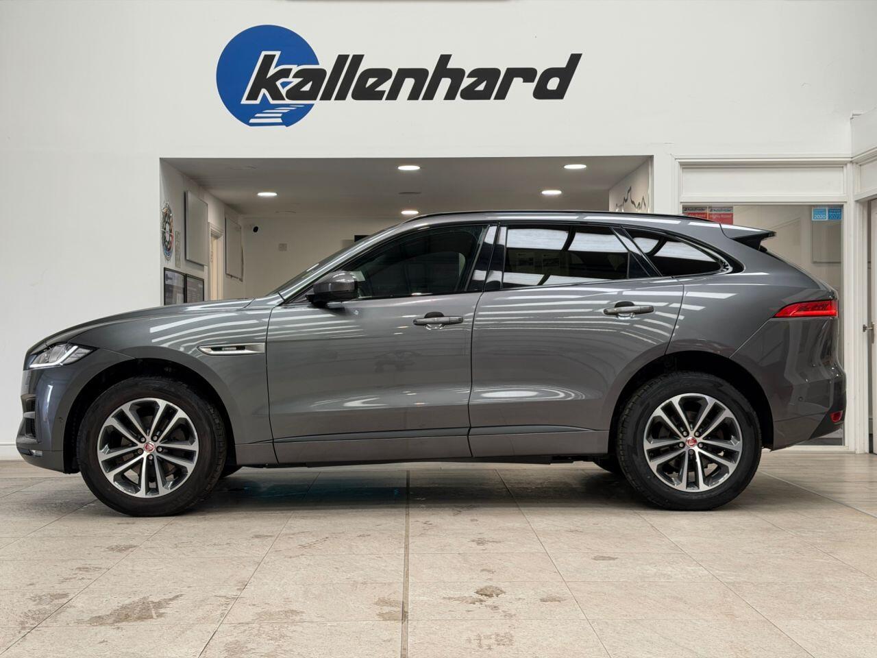 Jaguar F-Pace view 20