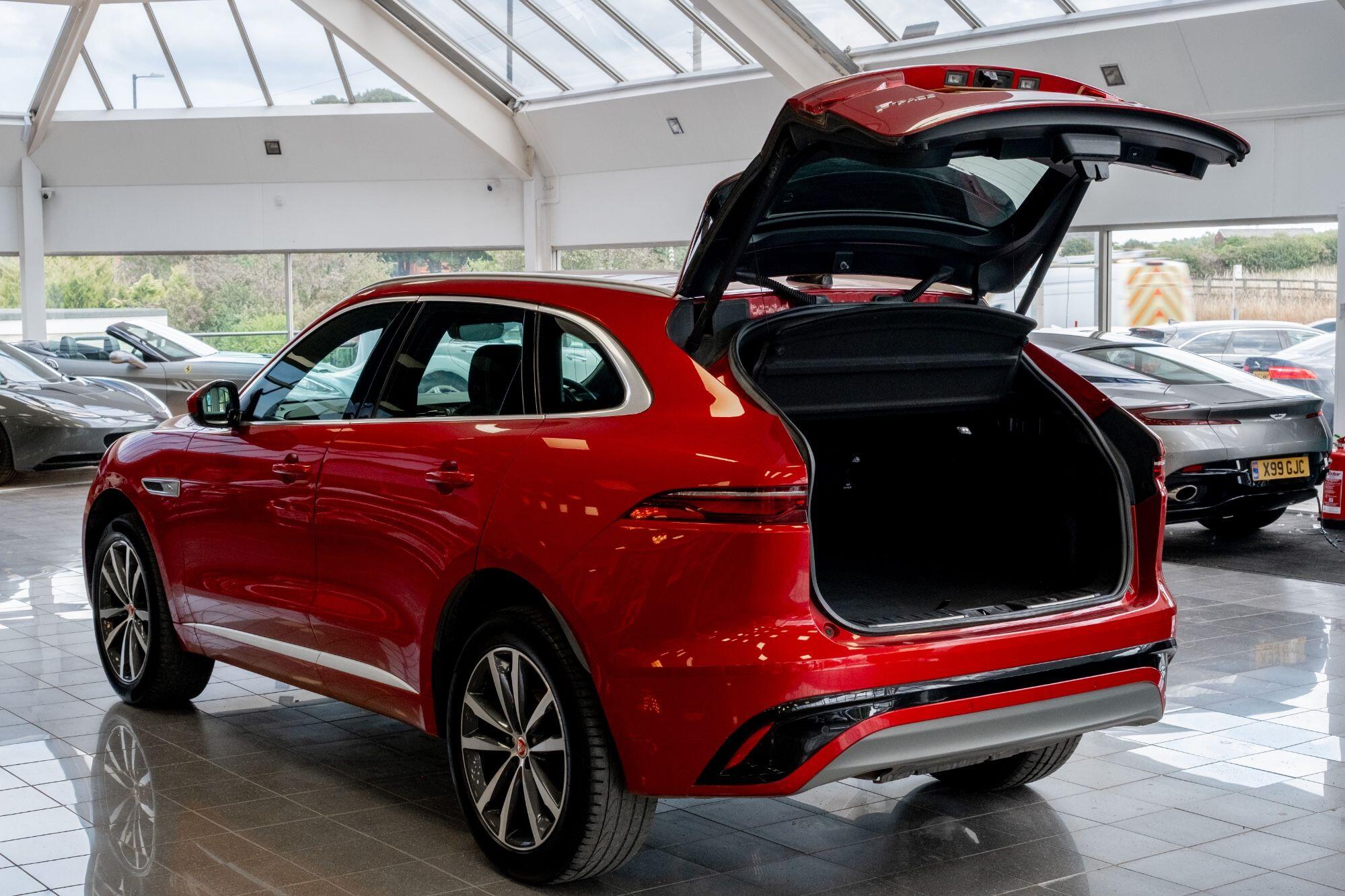 Jaguar F-Pace view 11