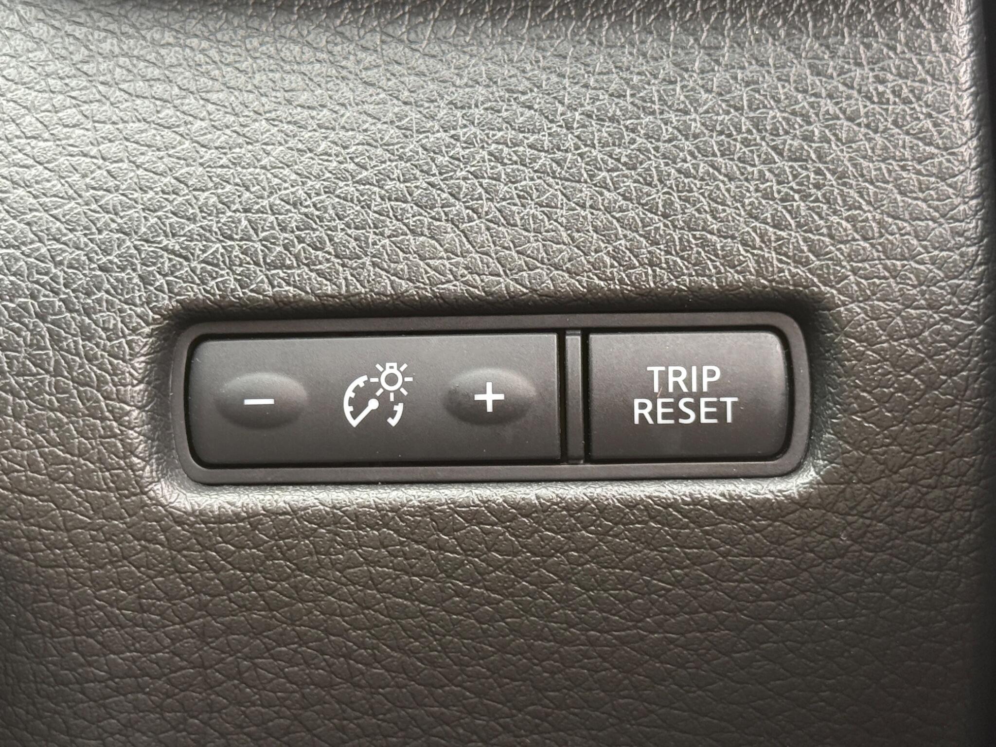 Nissan X-Trail - Image 78