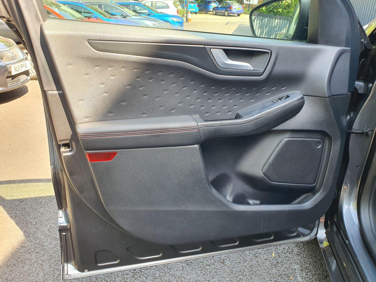 Ford Kuga view 27