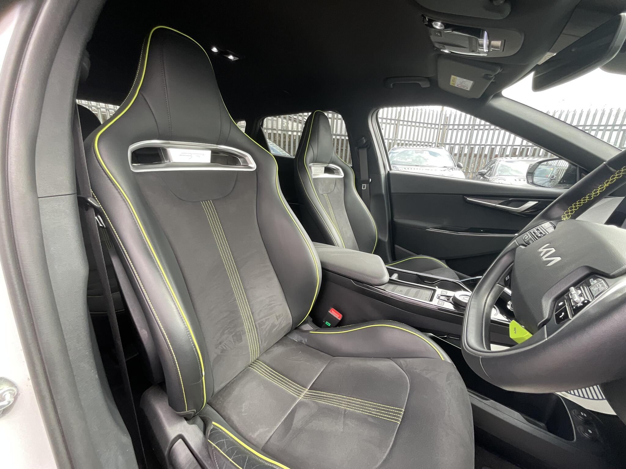 Kia Ev6 view 8