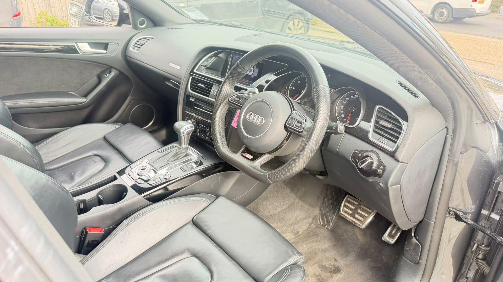 Audi A5 view 11