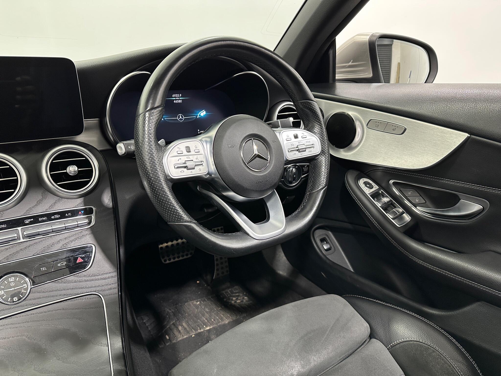 Mercedes-Benz C-Class view 12