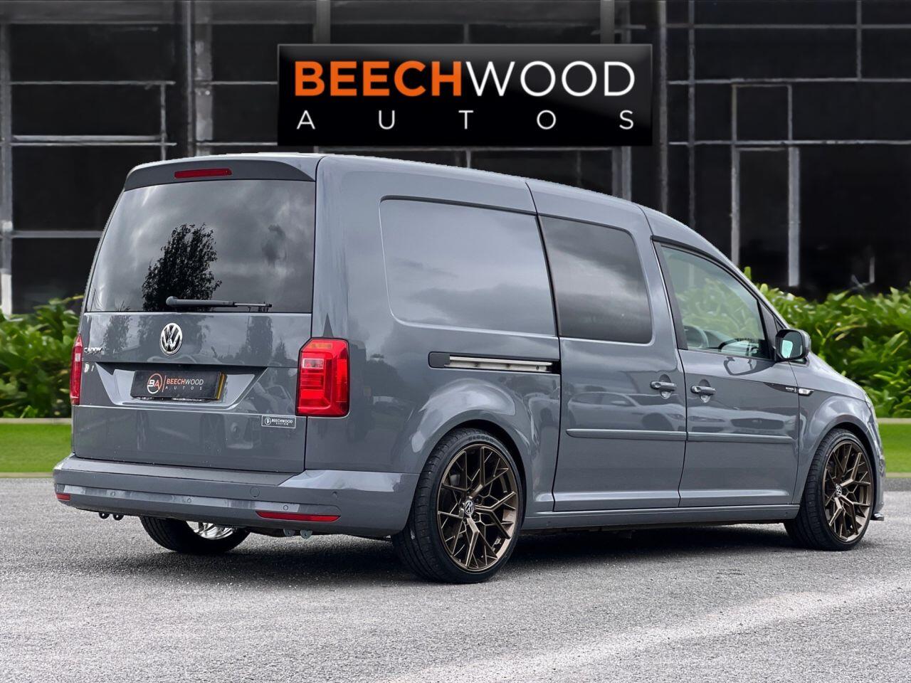 Volkswagen Caddy Maxi view 7