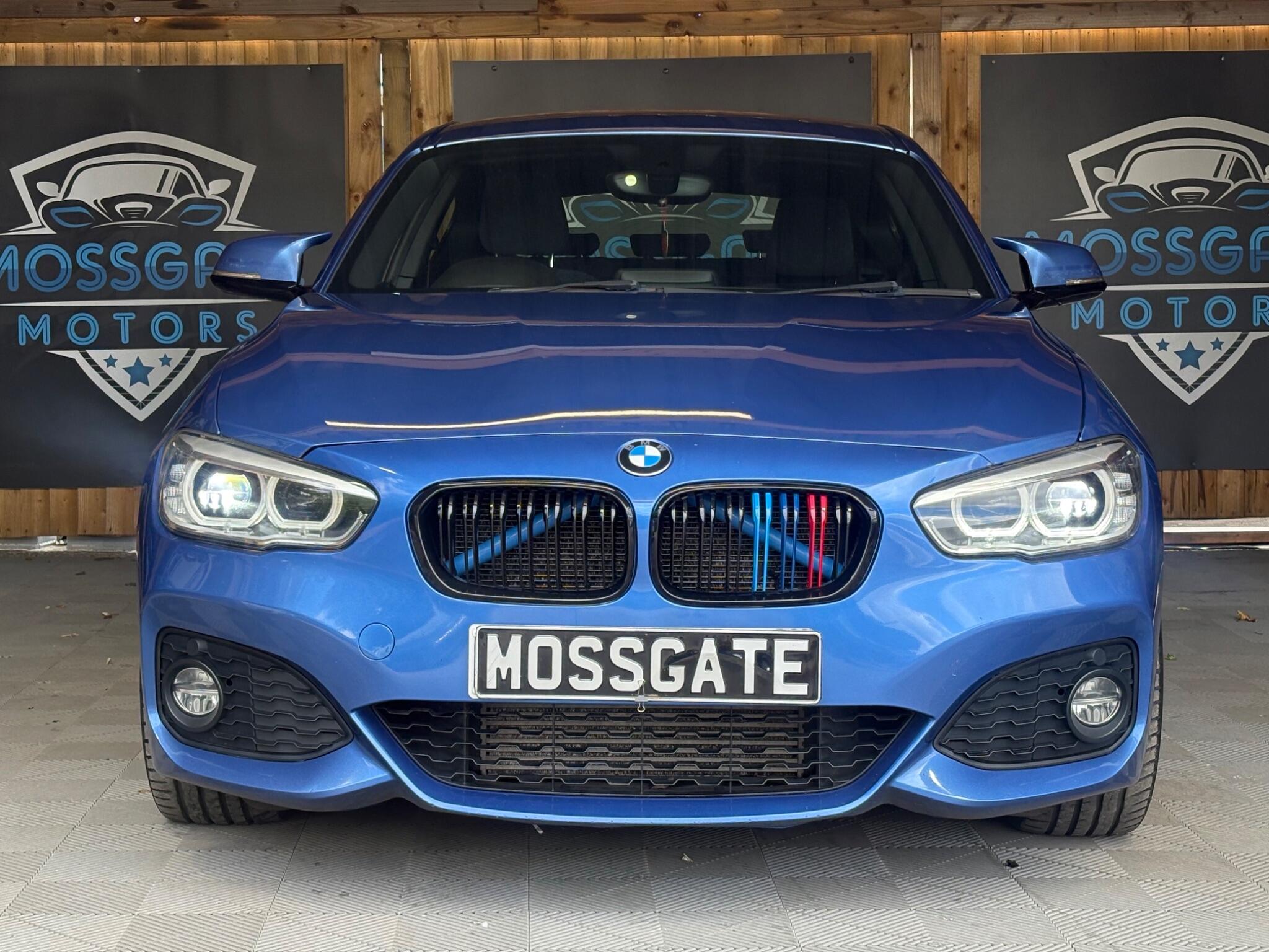 BMW 1 Series view 4