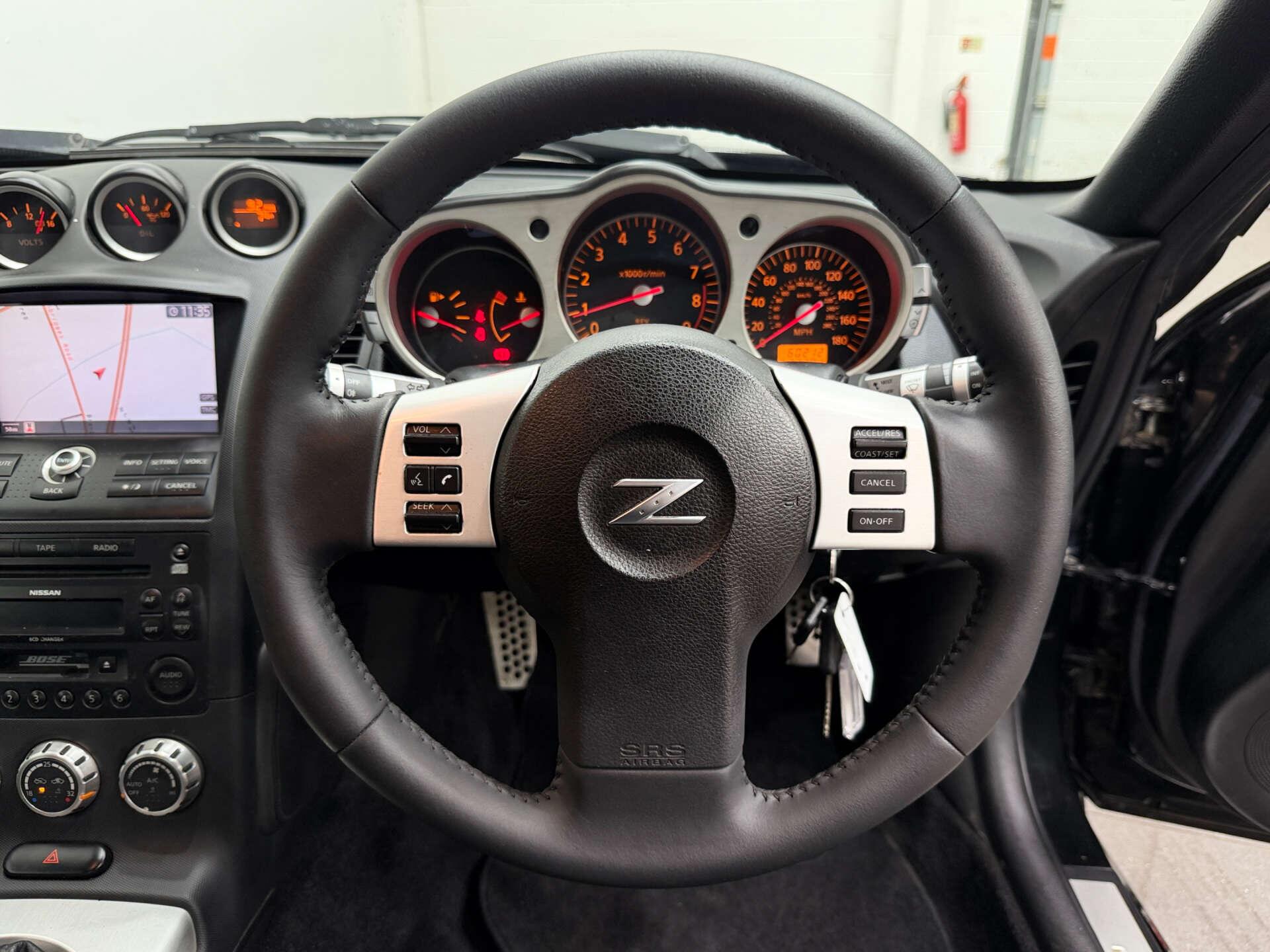 Nissan 350Z view 18
