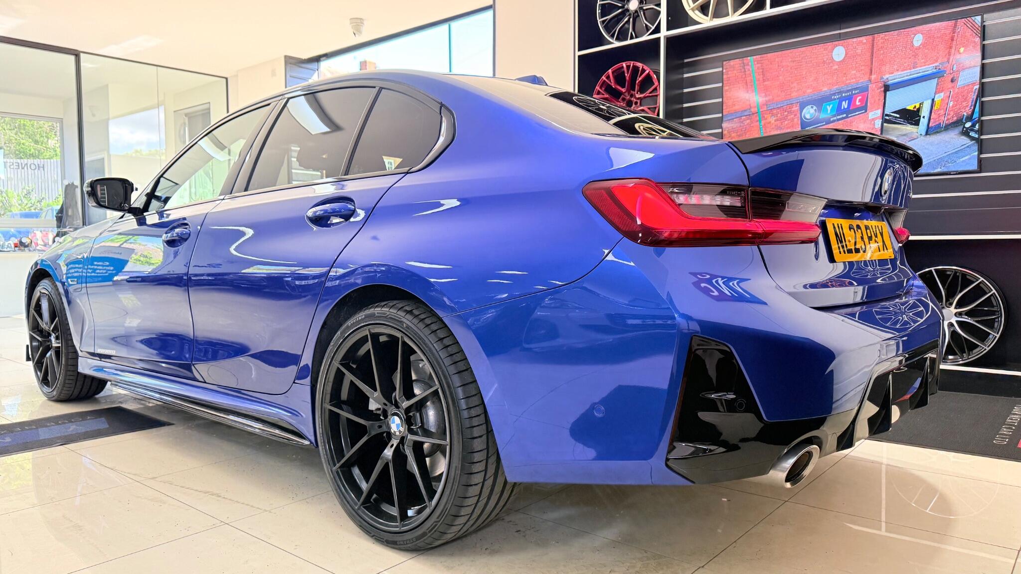 BMW 3 Series view 39