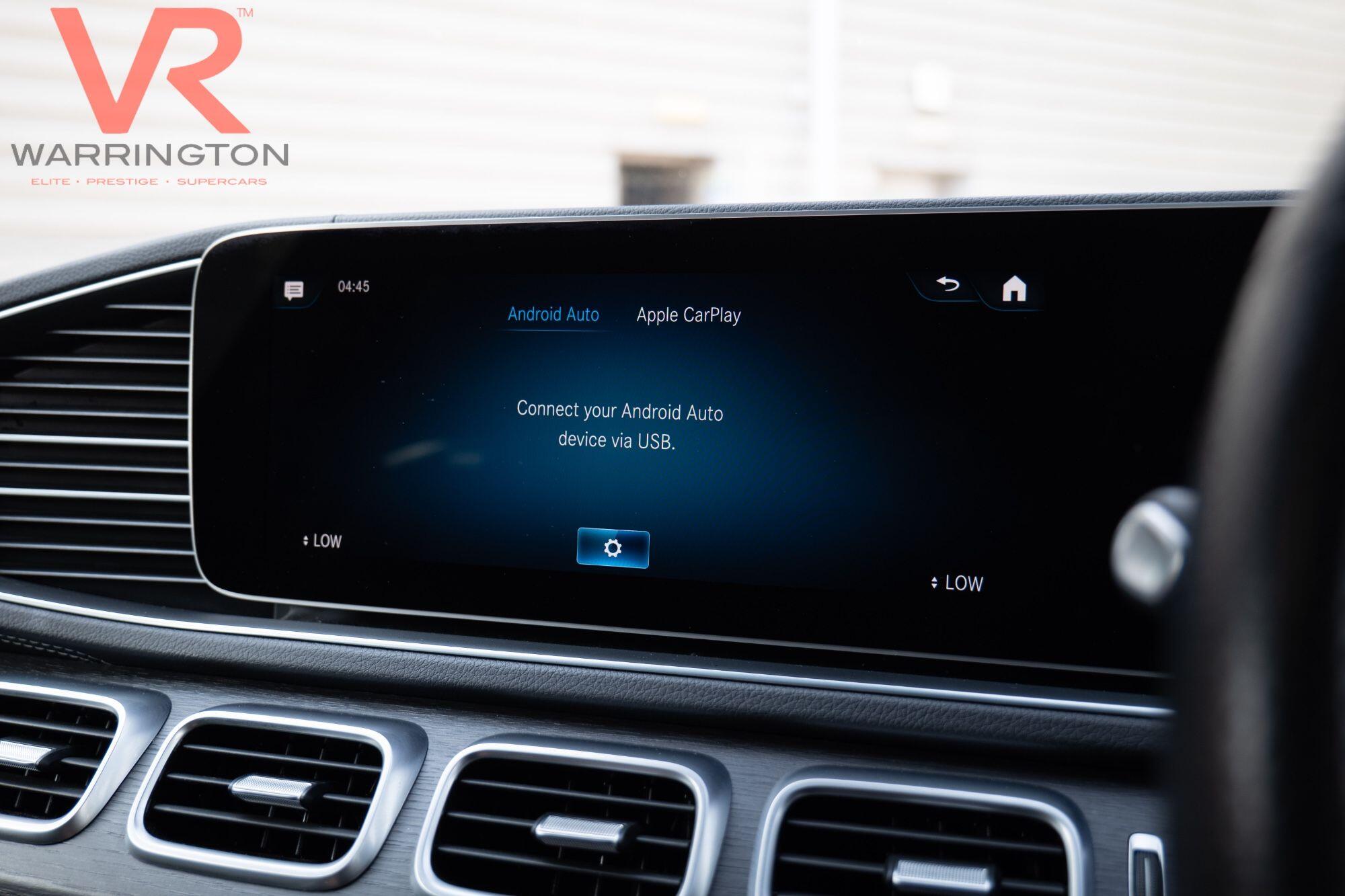 Mercedes-Benz Gle view 32