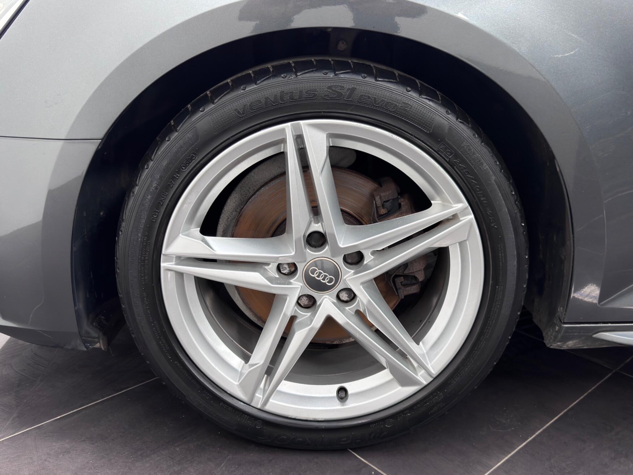 Audi A4 view 71