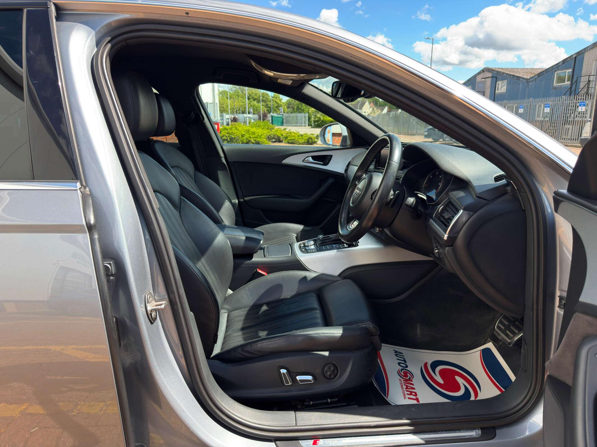 Audi A6 Saloon view 25