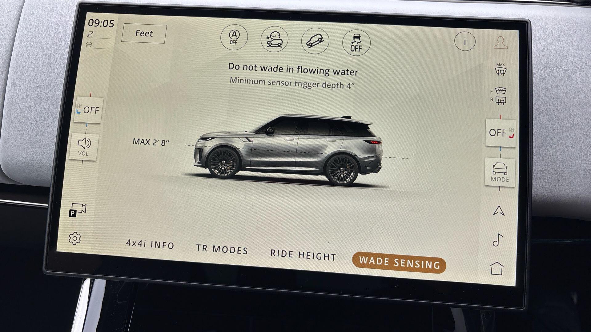 Land Rover Range Rover Sport view 41