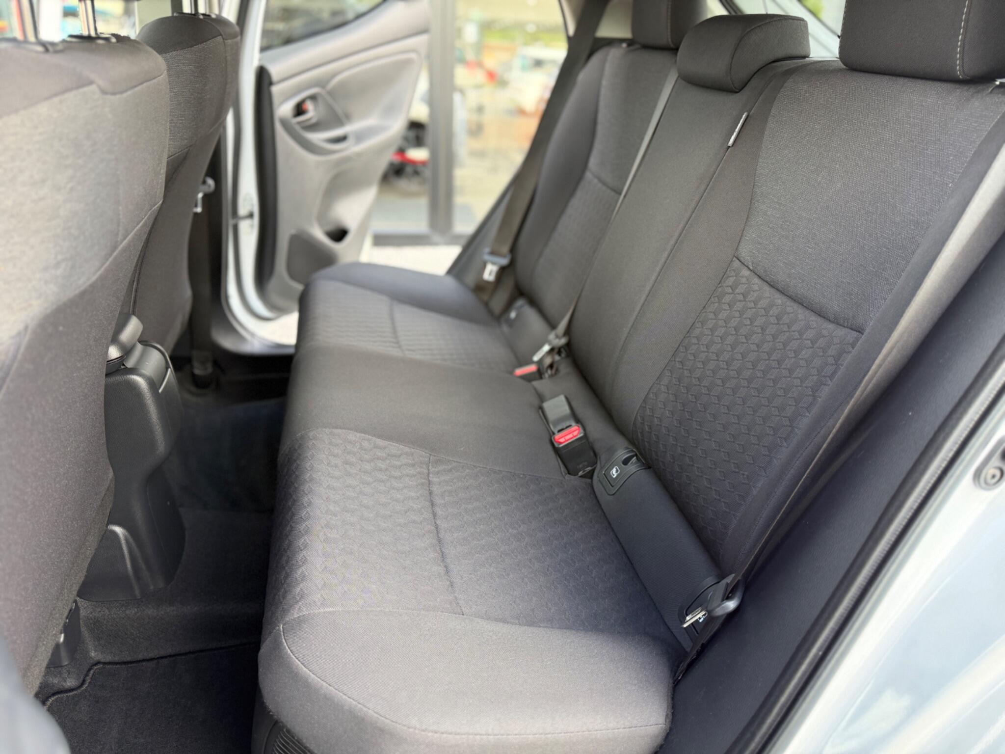 Toyota Yaris view 37