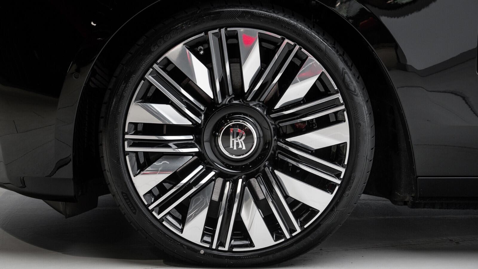 Rolls-Royce Ghost view 49