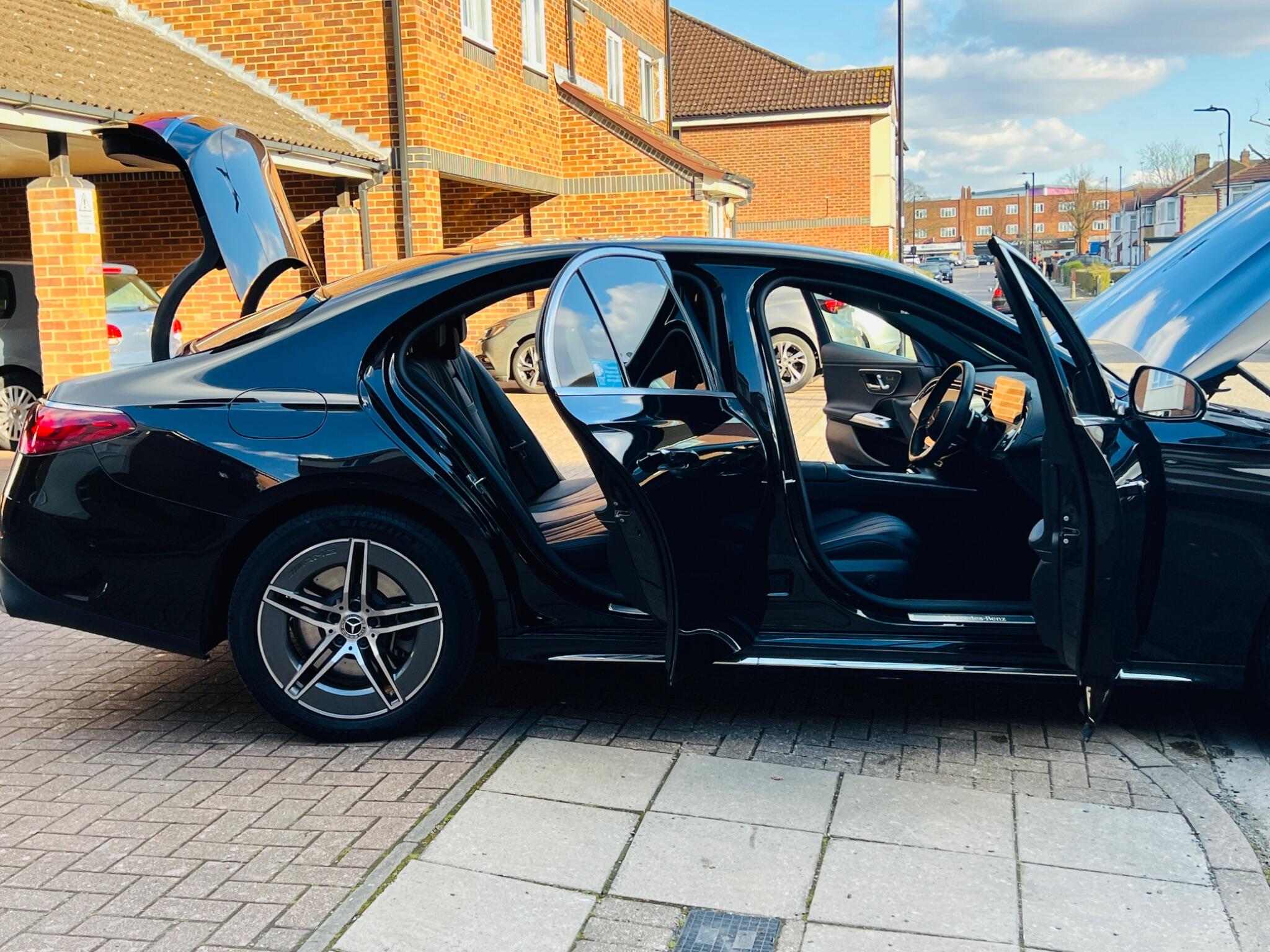 Mercedes-Benz E Class view 5
