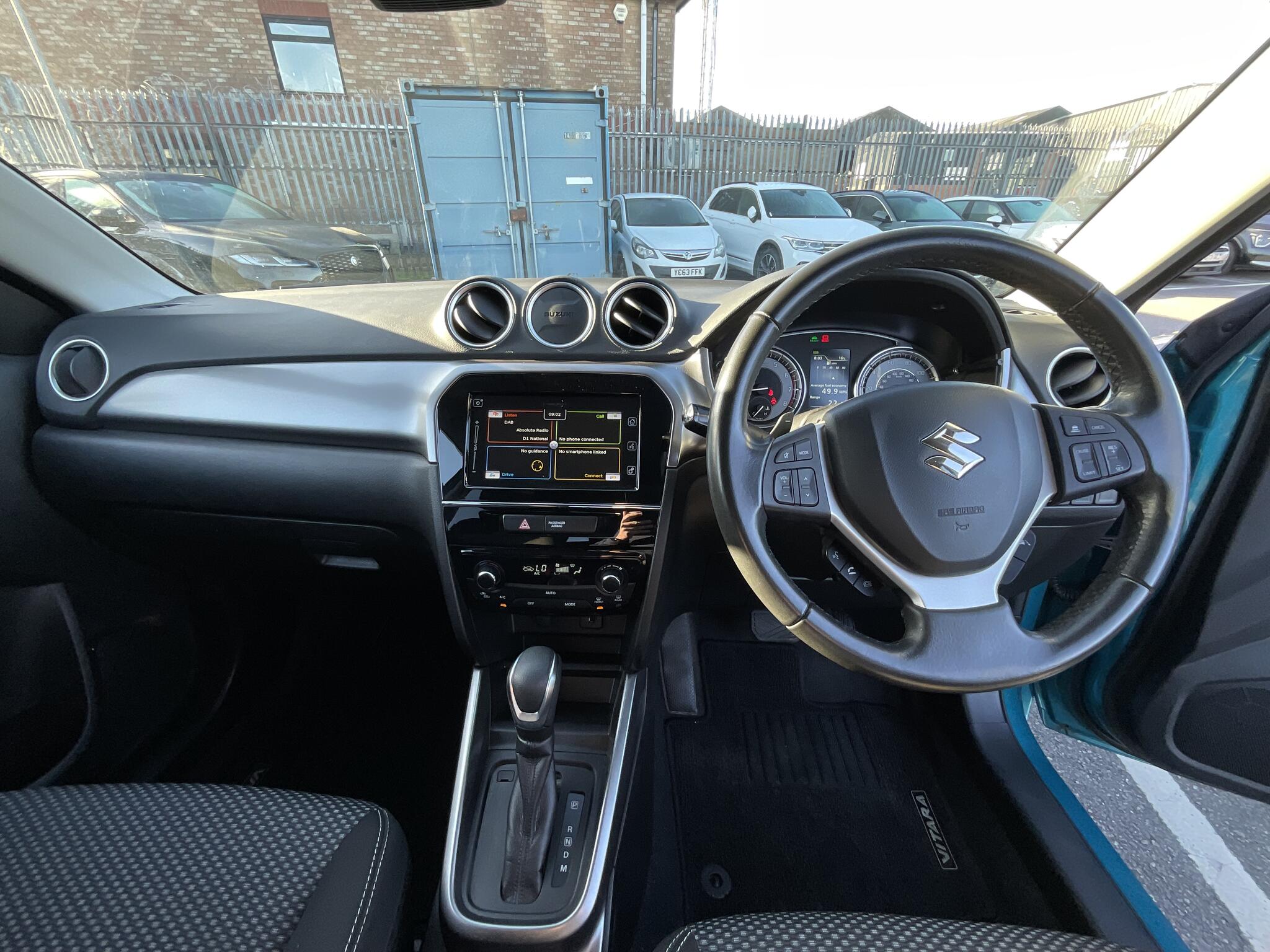 Suzuki Vitara view 19