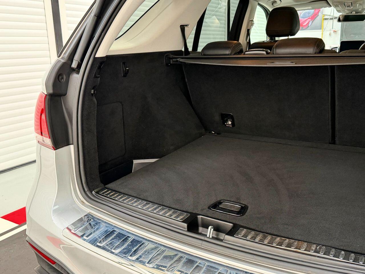 Mercedes-Benz Gle view 30
