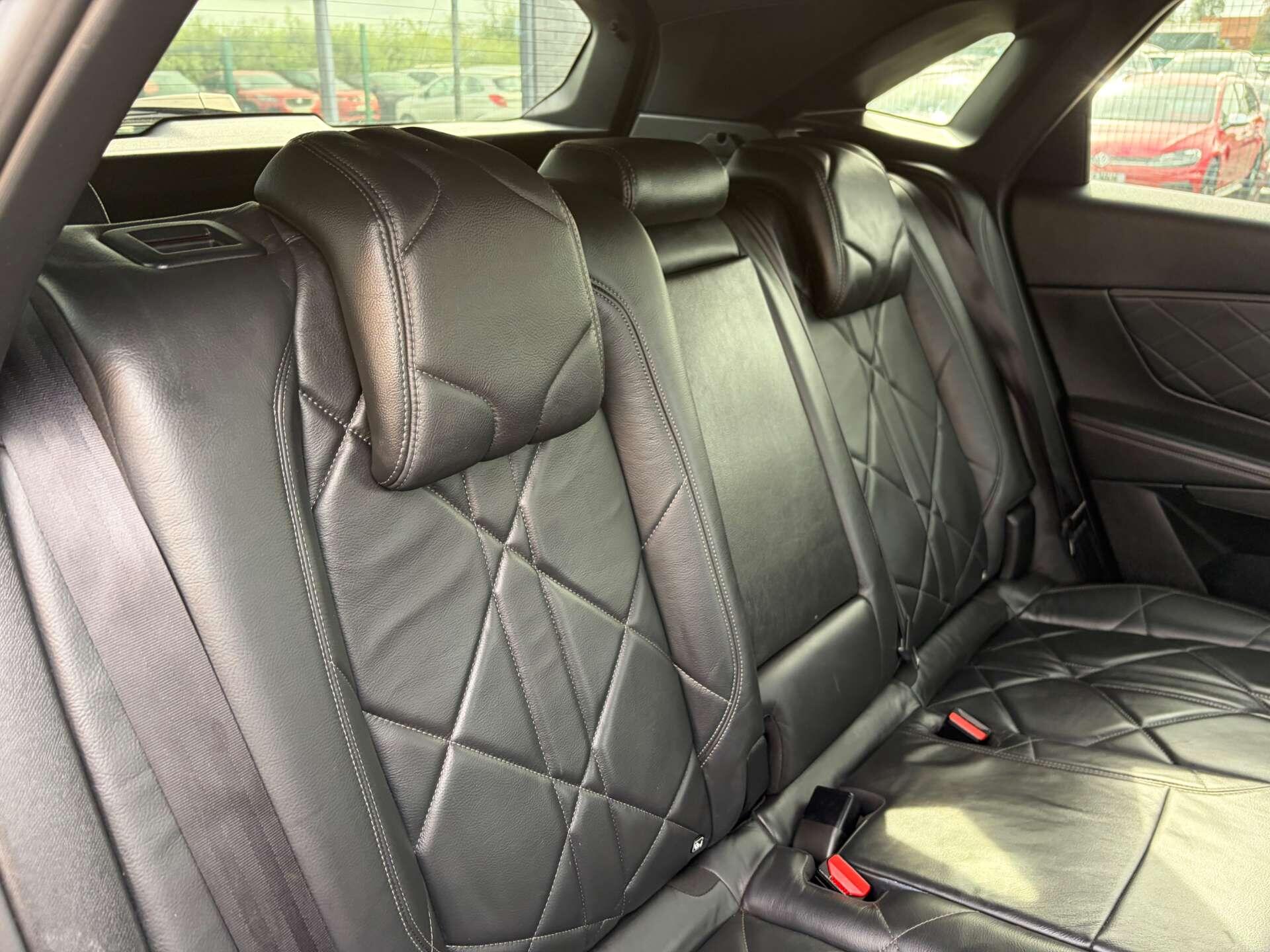 DS Automobiles DS 7 Crossback view 25