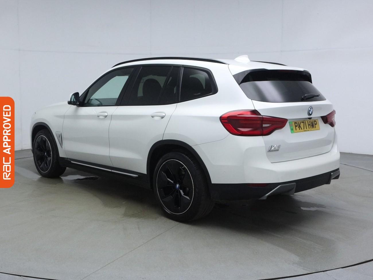 BMW Ix3 view 5