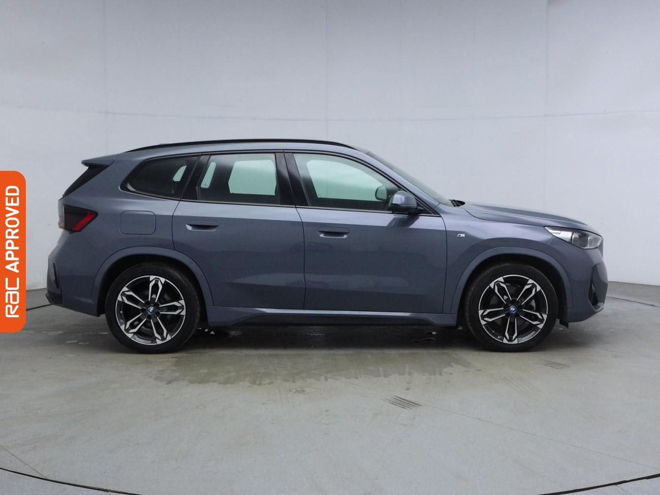 BMW Ix1 view 7