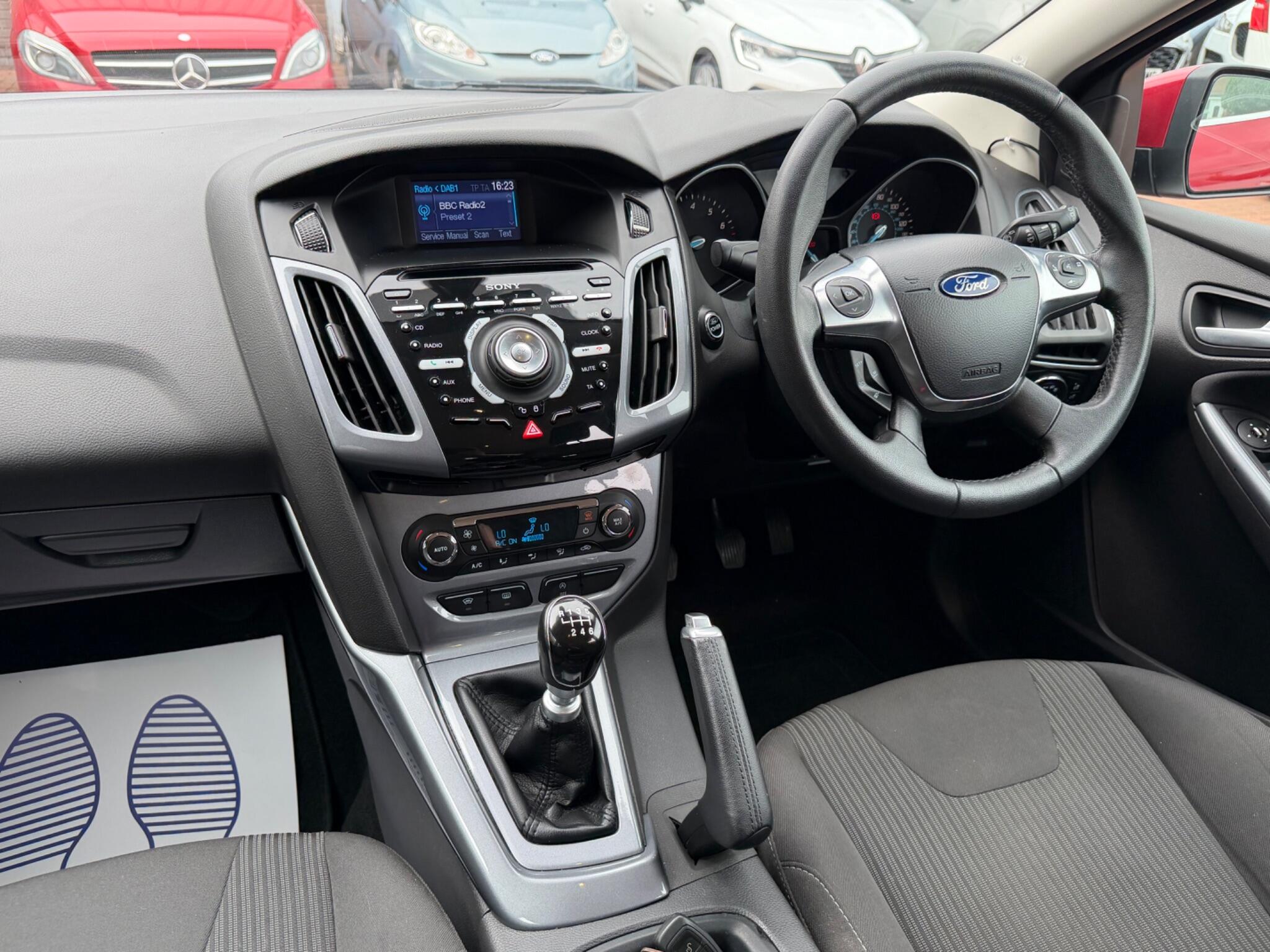 Ford Focus view 70