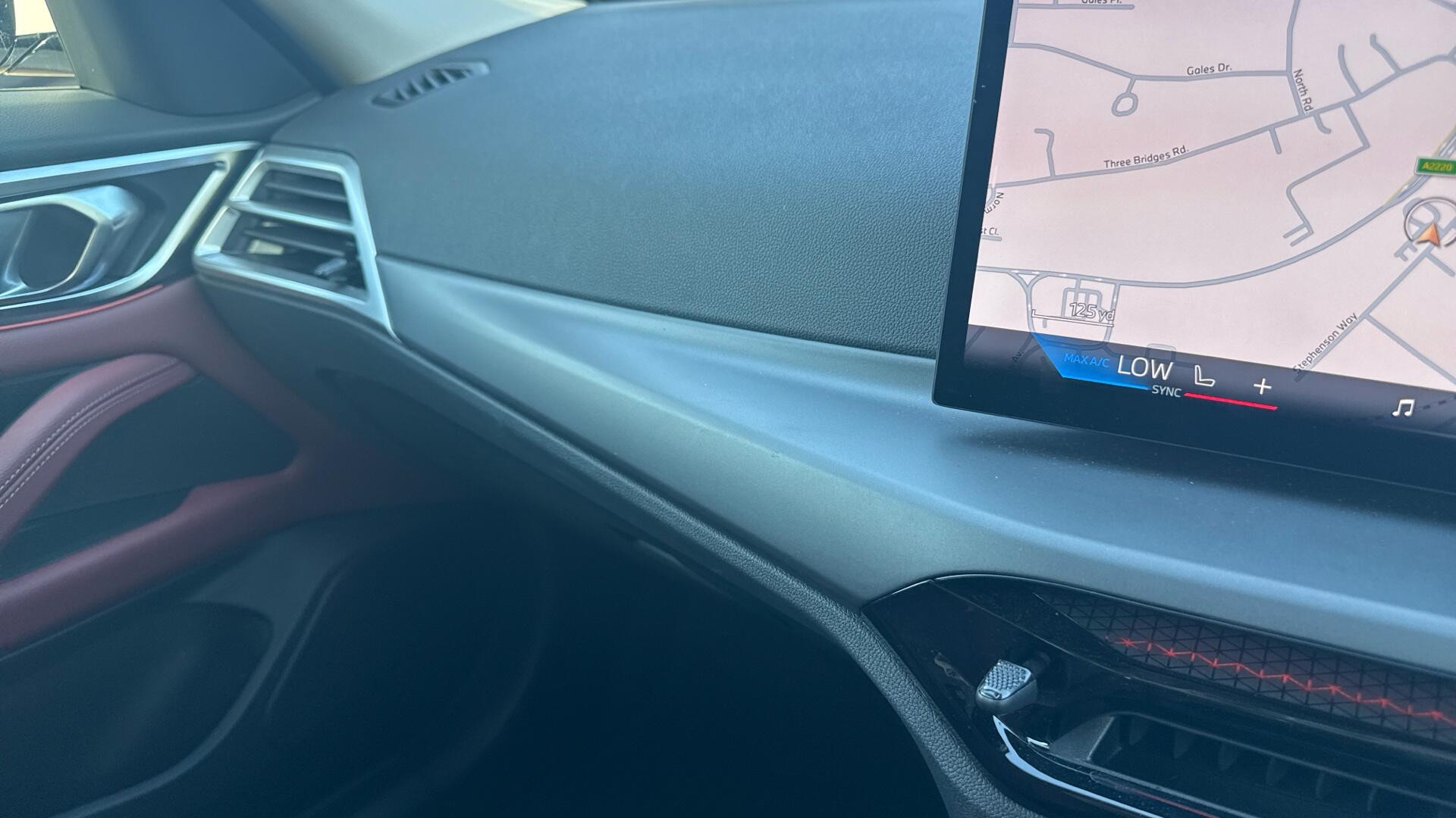 BMW i4 view 47