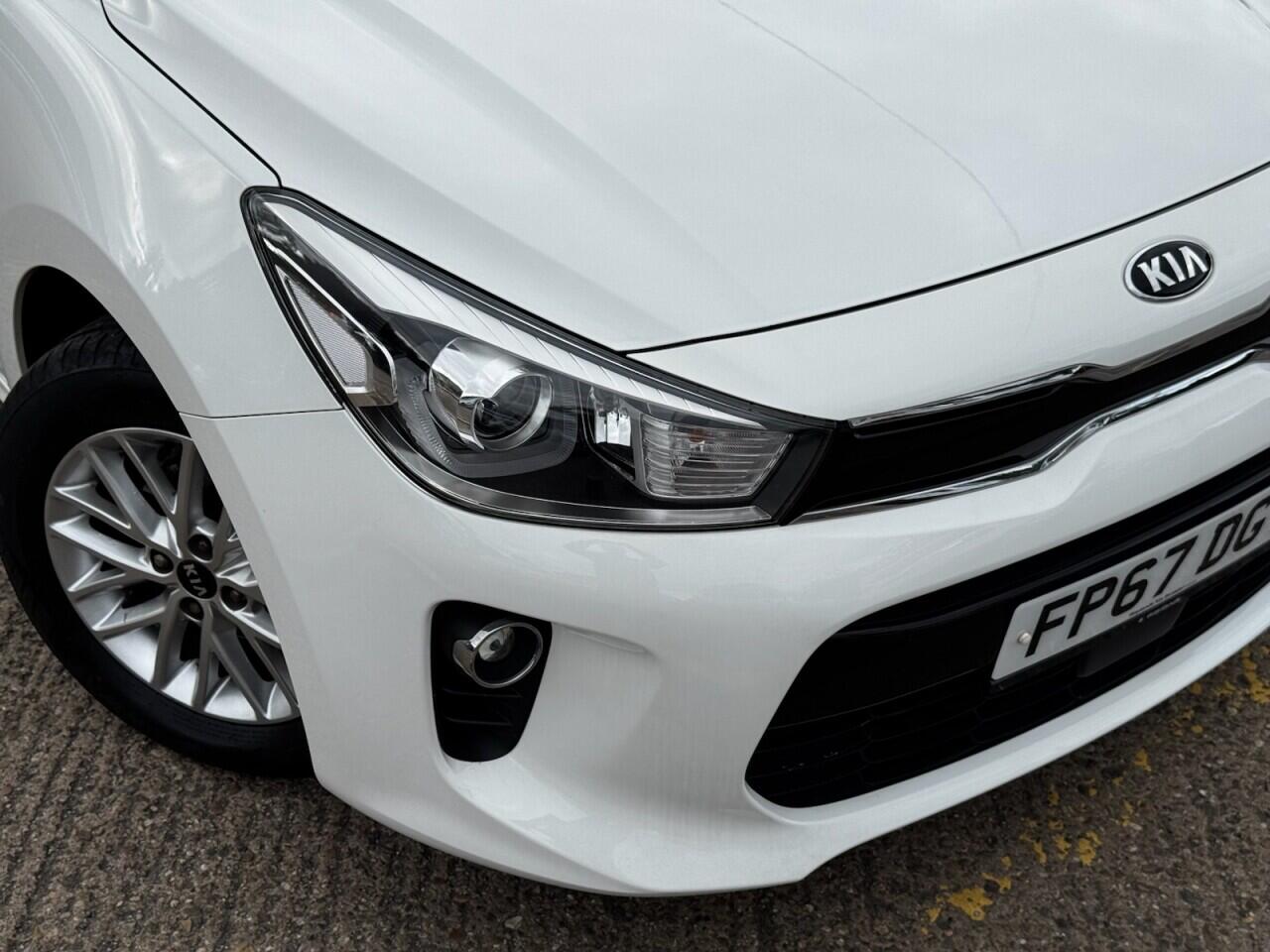 Kia Rio view 17