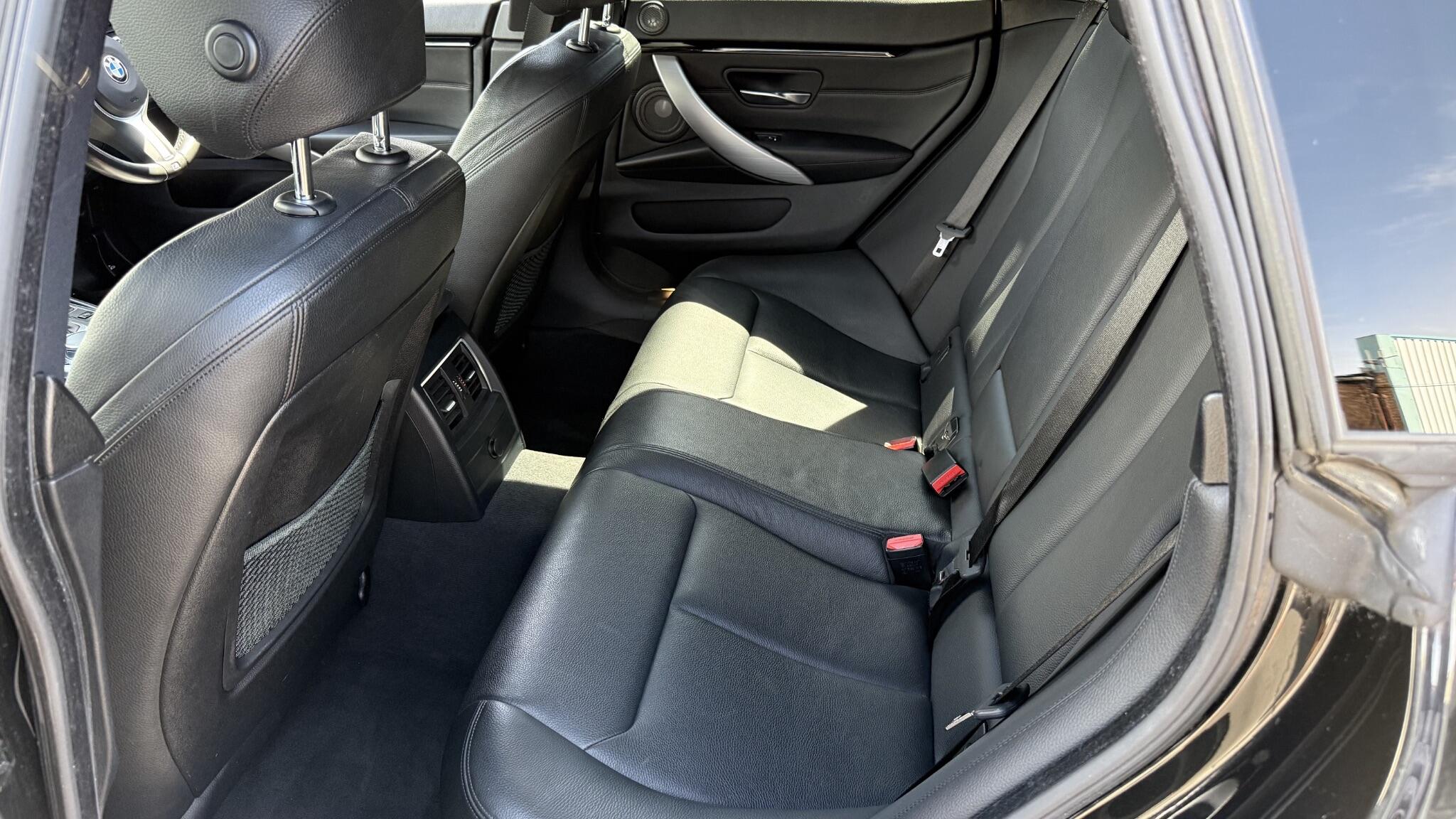 BMW 4 Series view 30
