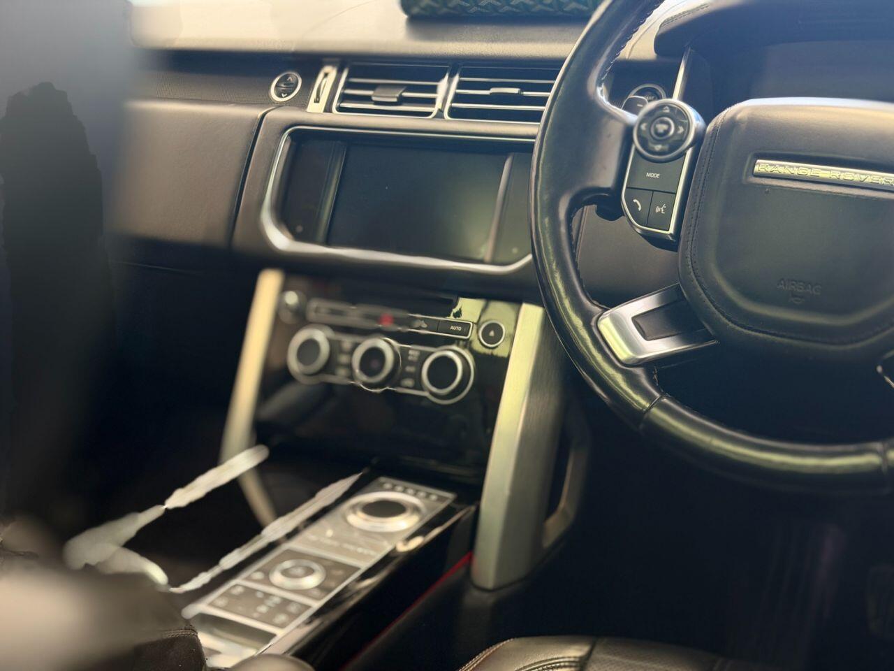 Land Rover Range Rover view 40
