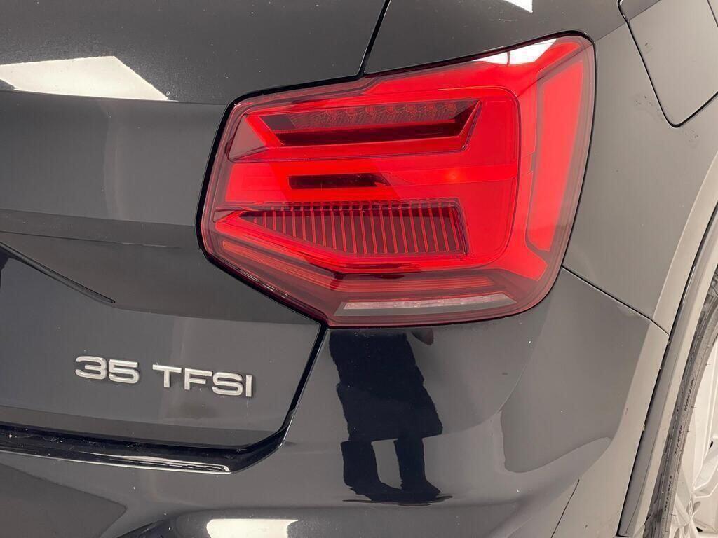 Audi Q2 view 15