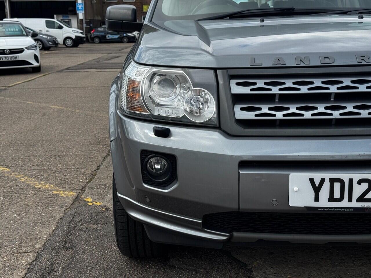 Land Rover Freelander view 11