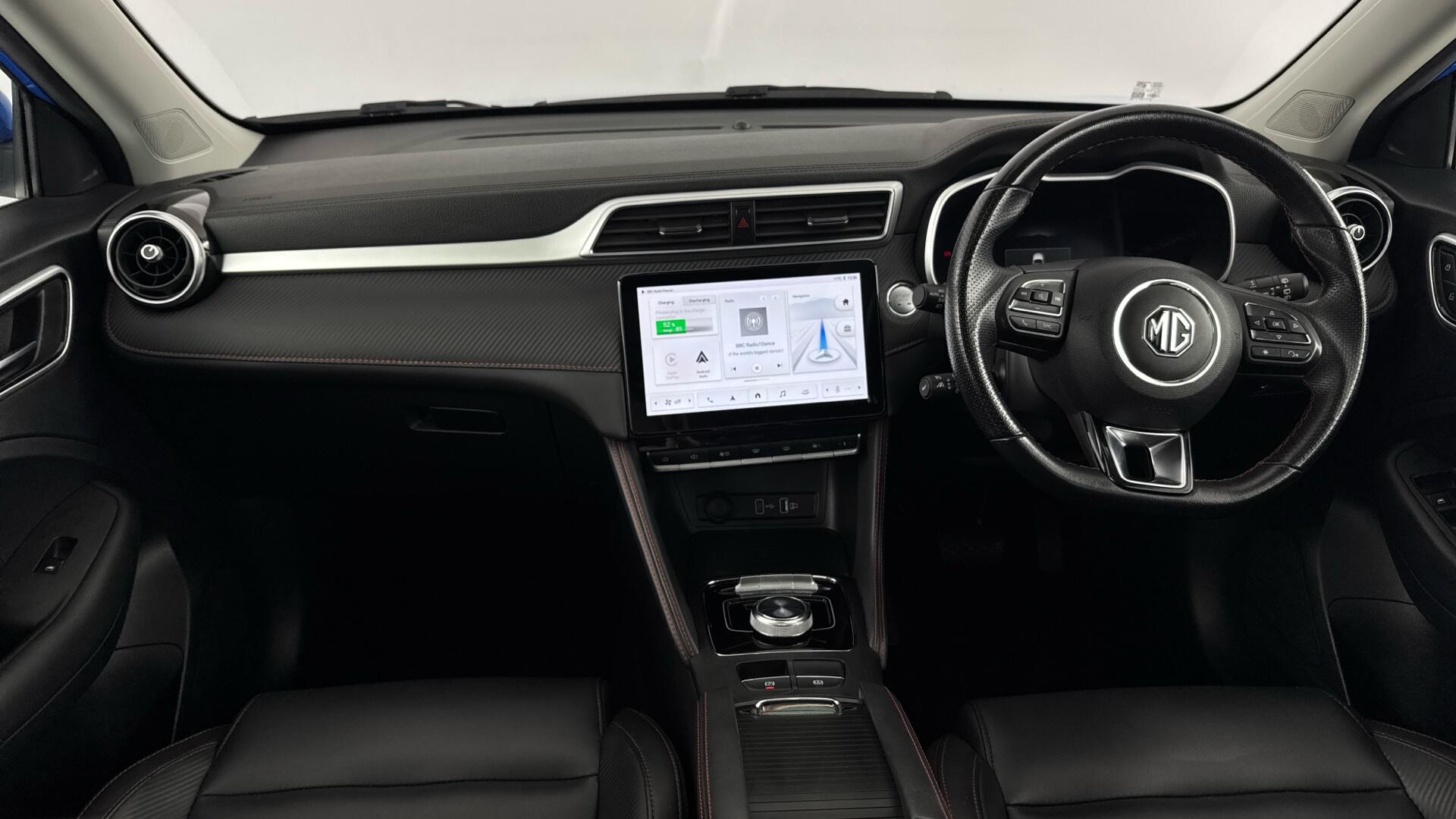 MG ZS view 11