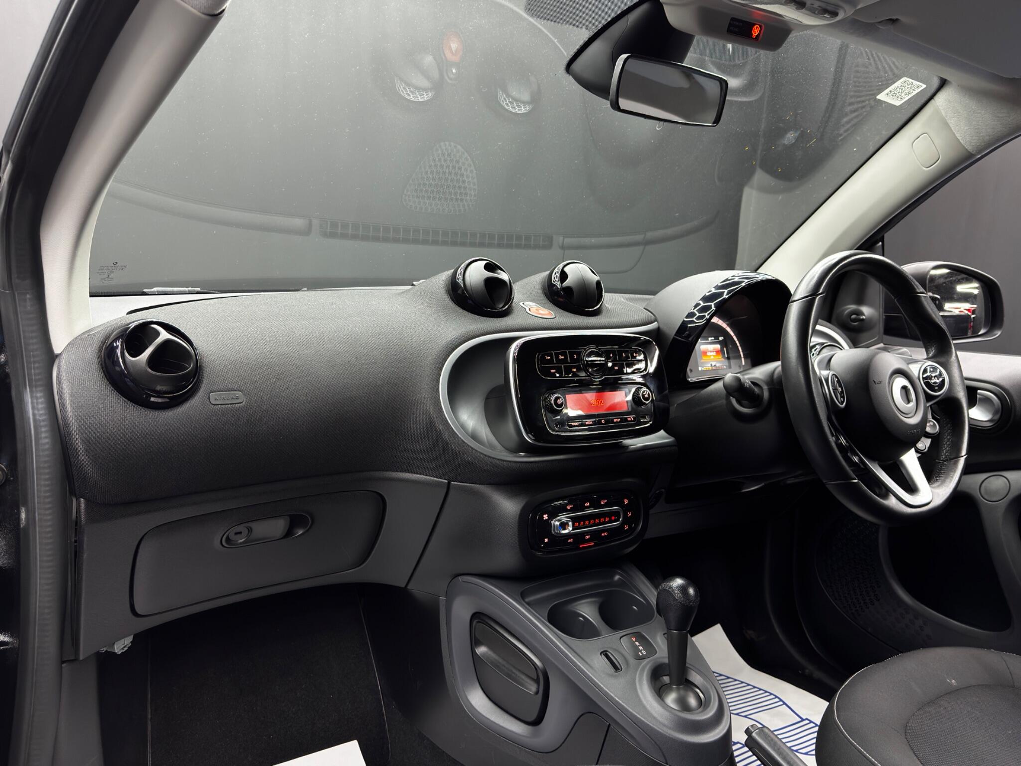 Smart Fortwo view 11