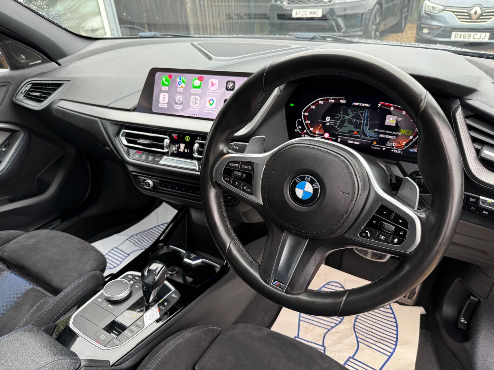 BMW 1 Series view 10