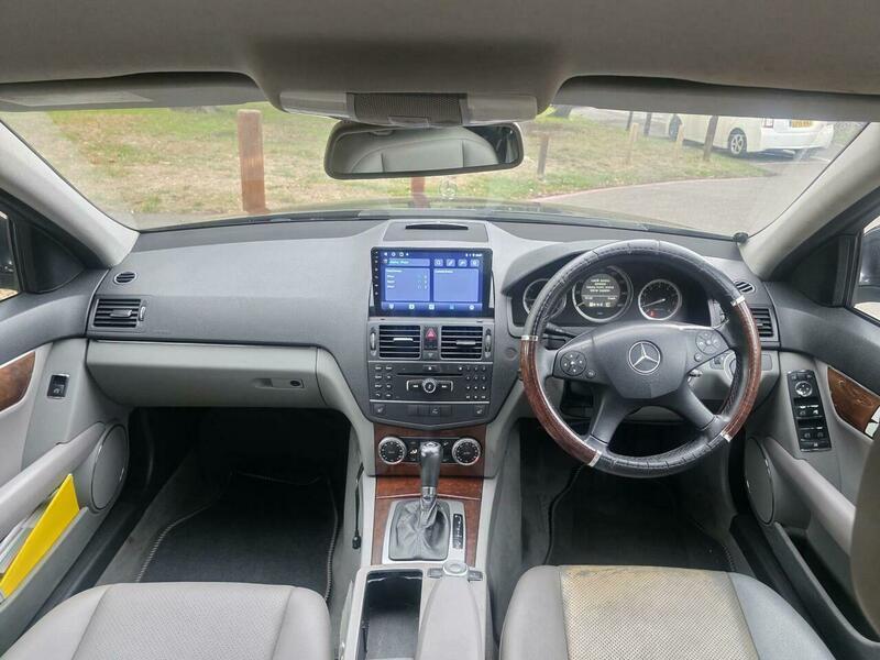 Mercedes-Benz C-Class view 20