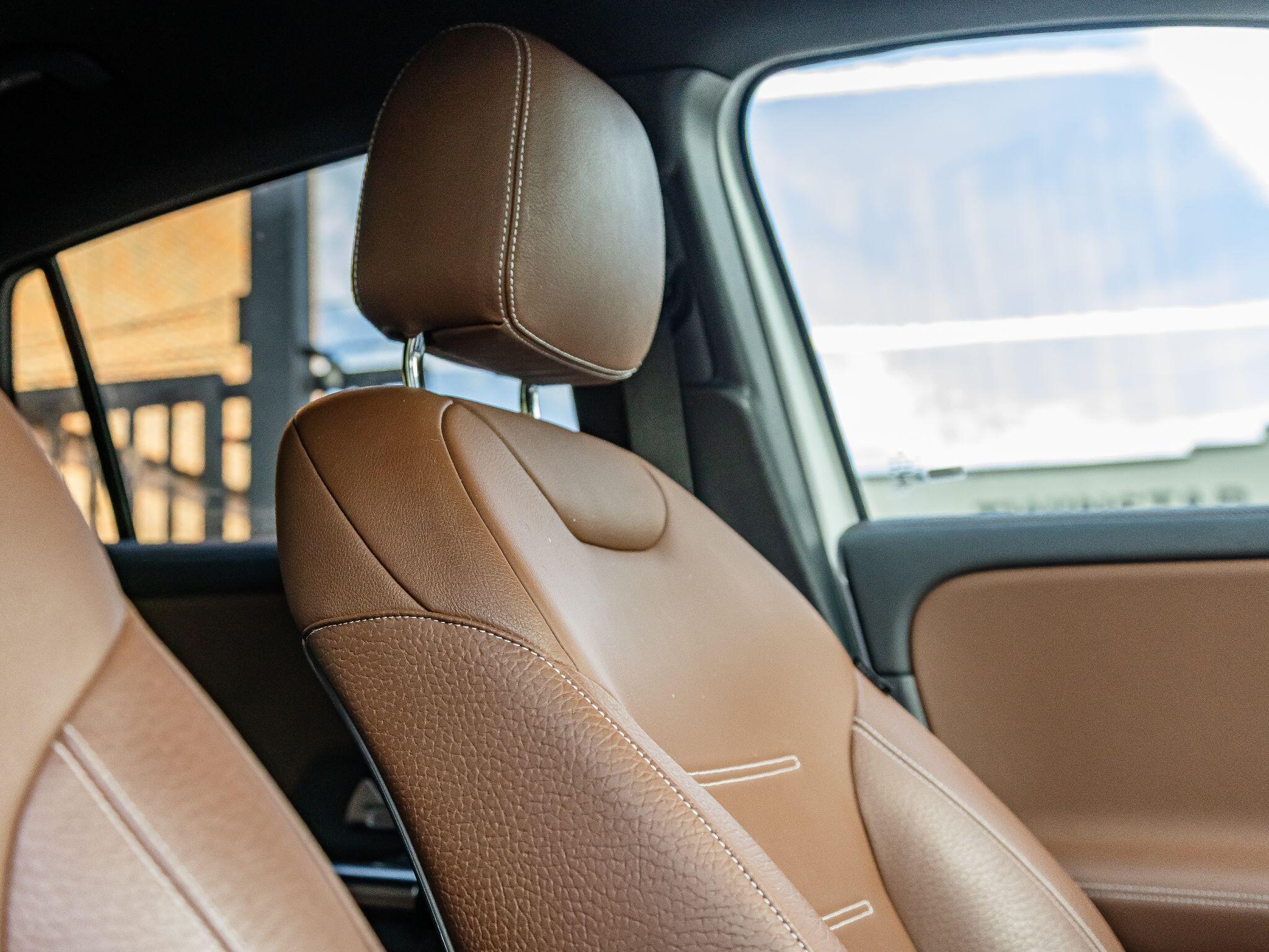Mercedes-Benz GLA view 36