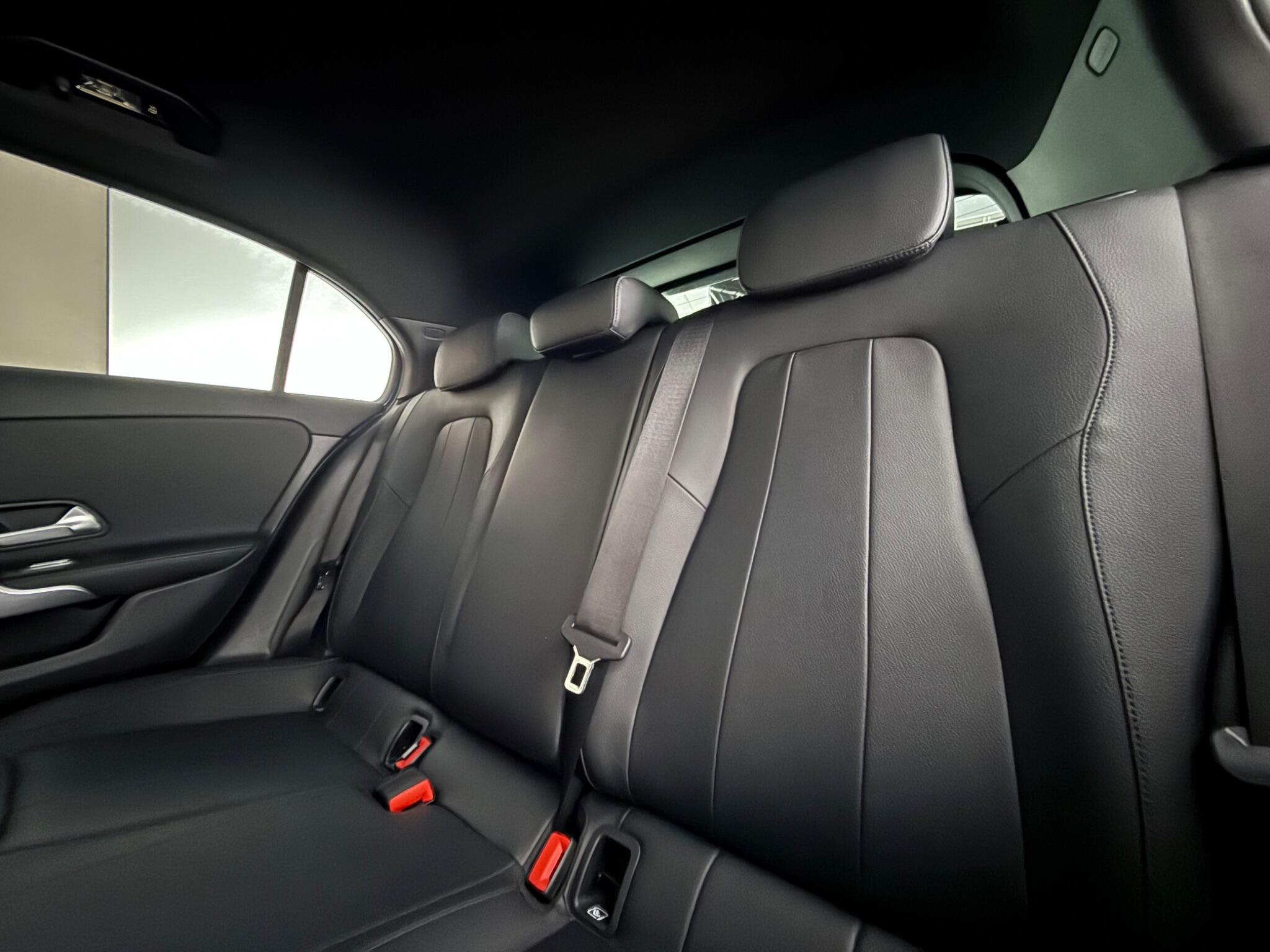 Mercedes-Benz A-Class view 31