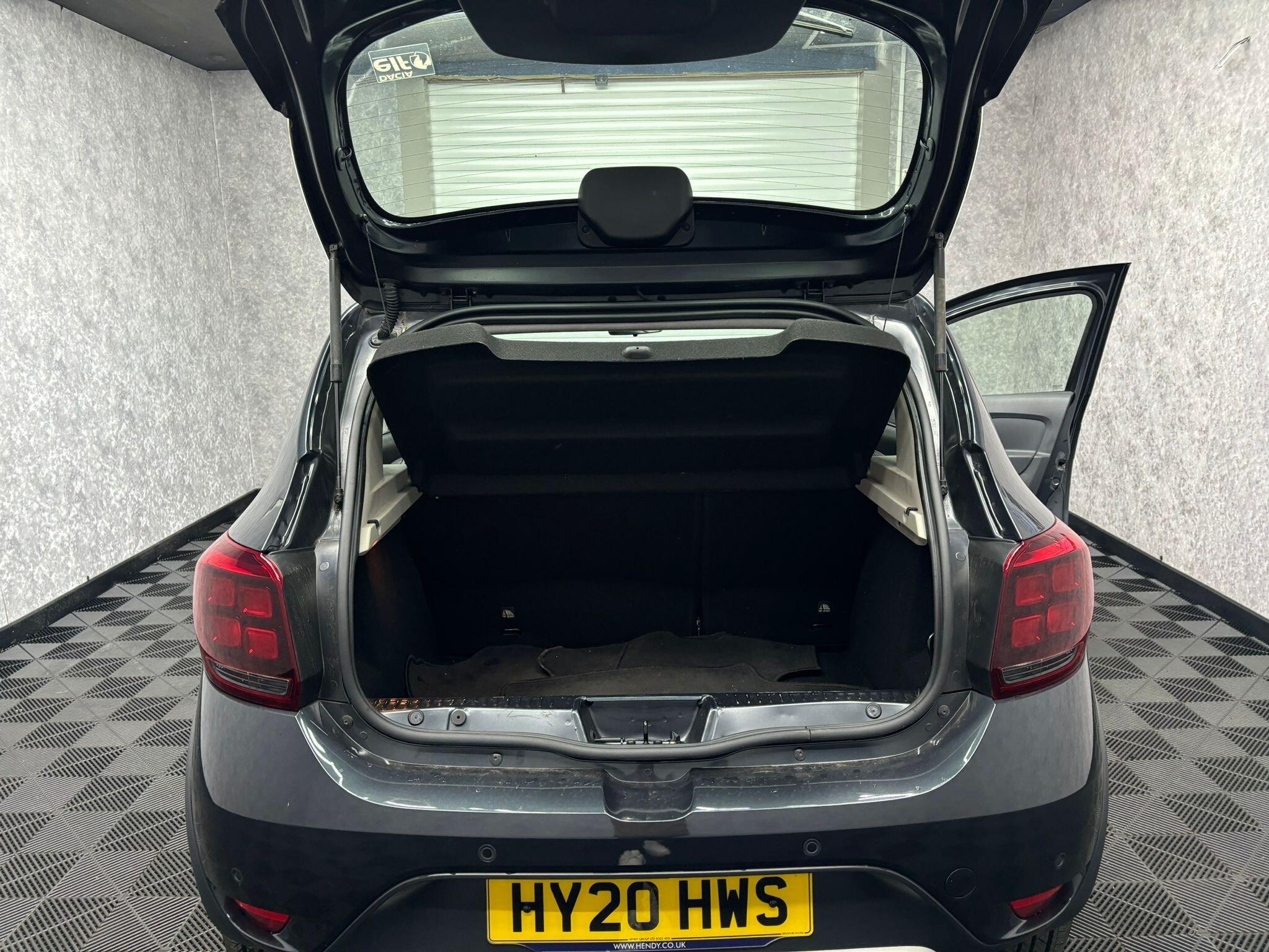 Dacia Sandero Stepway view 25