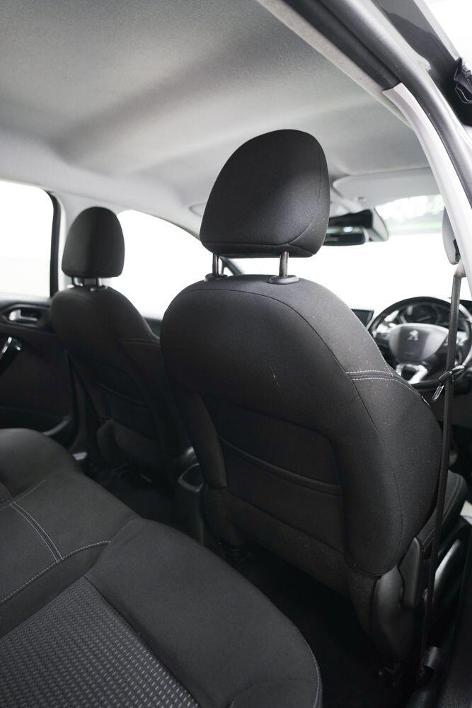 Peugeot 208 view 30
