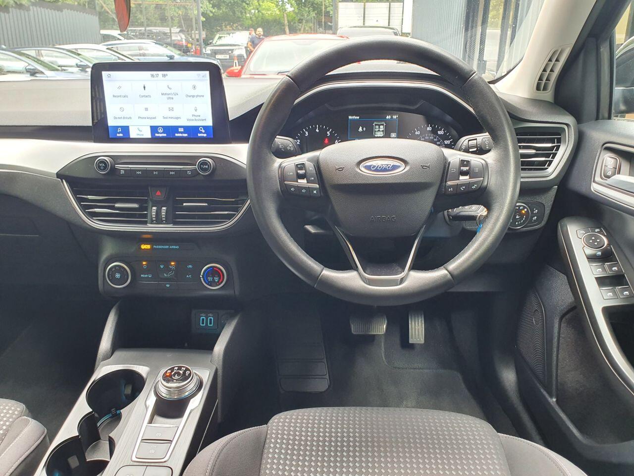 Ford Focus view 29