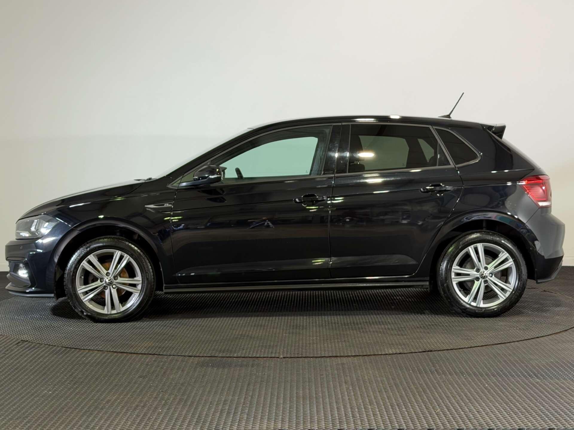 Volkswagen Polo view 4