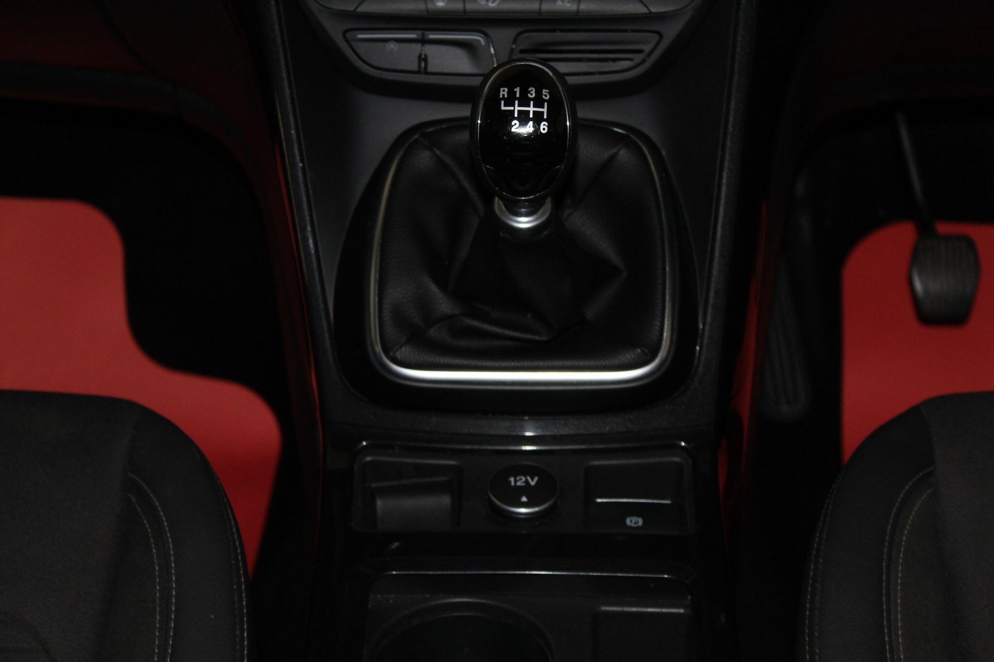 Ford Kuga view 37