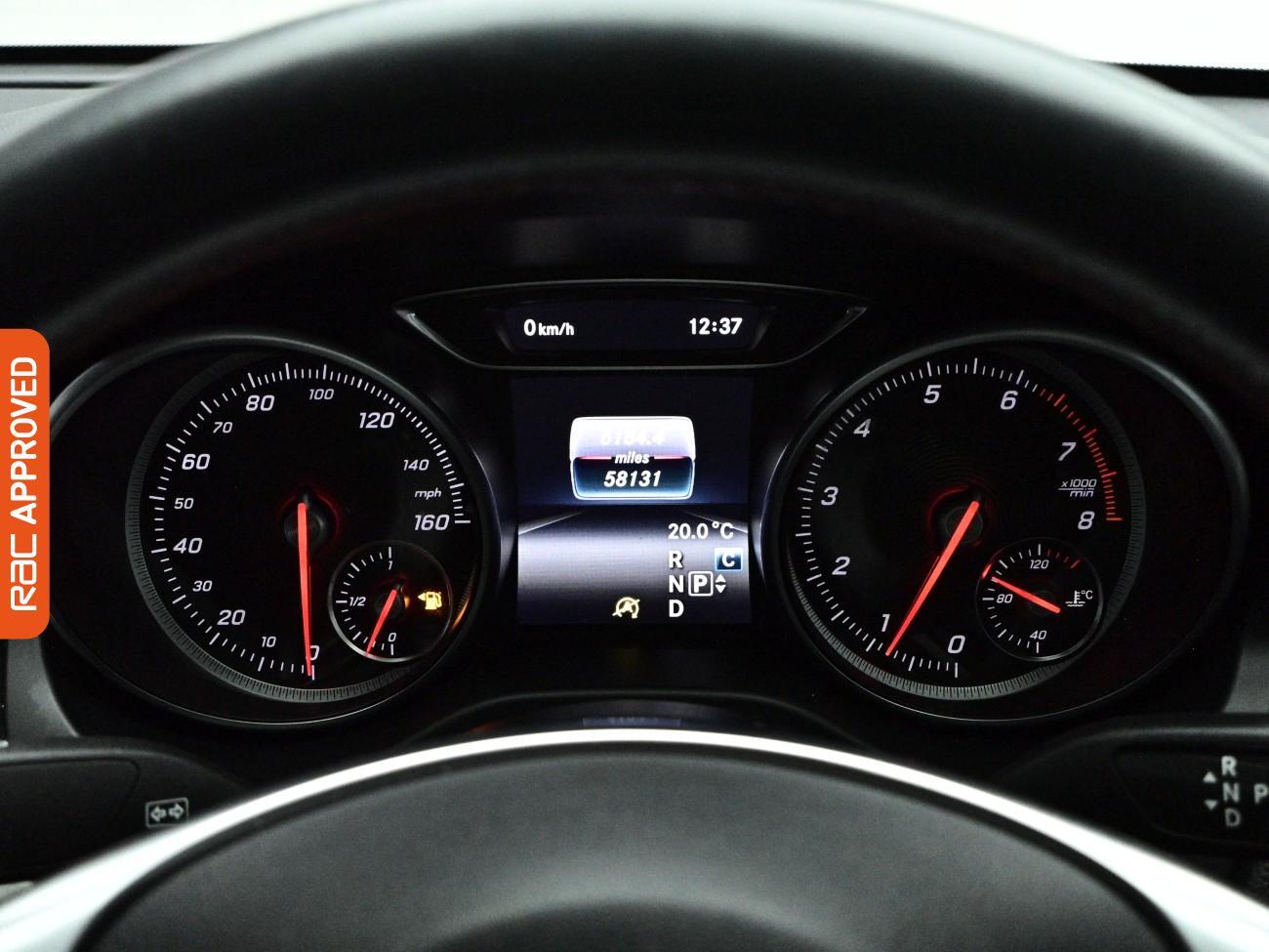 Mercedes-Benz Cla view 11