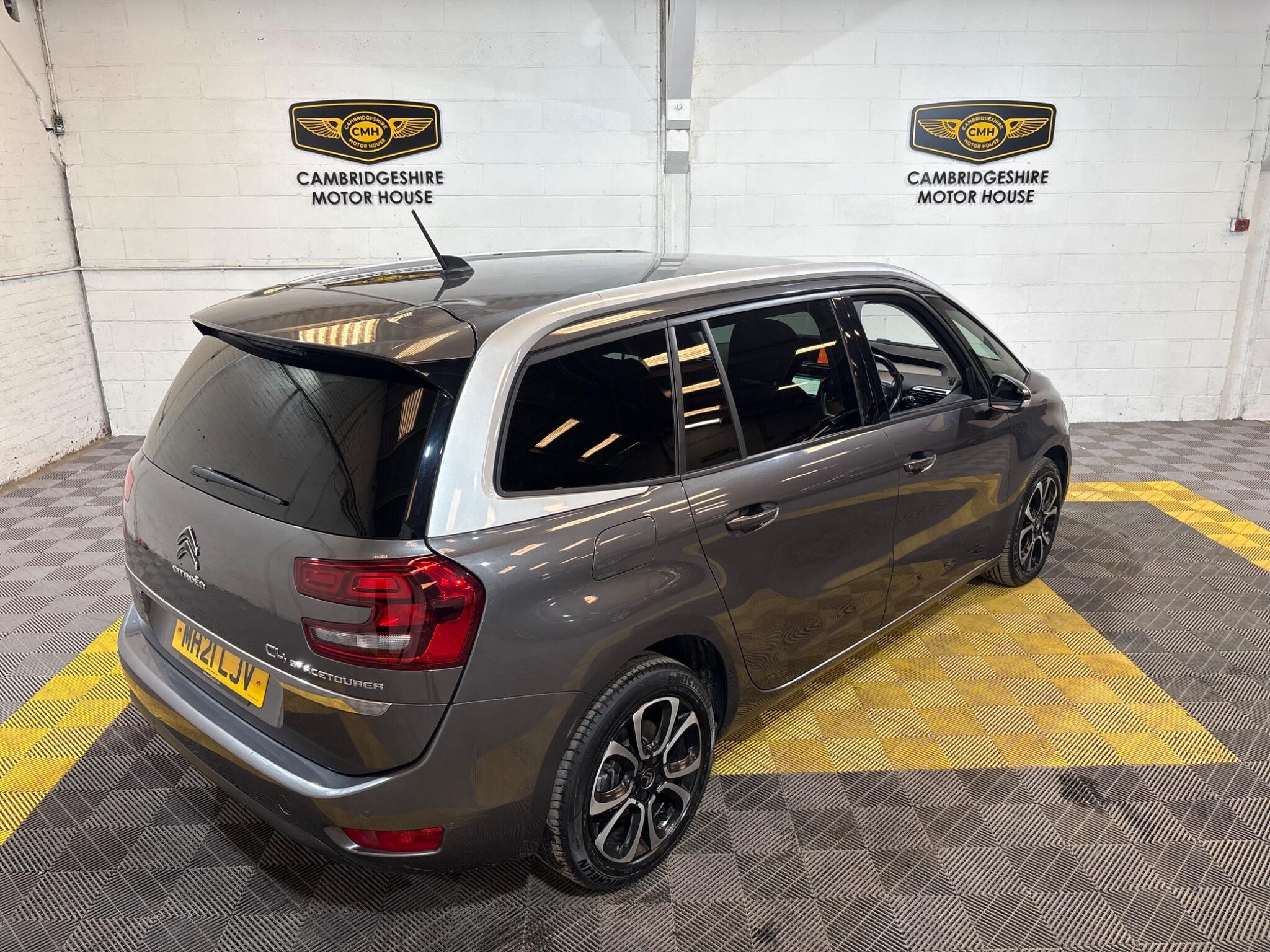 Citroen Grand C4 Spacetourer view 15