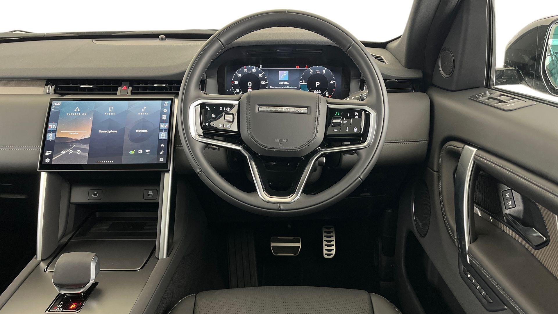 Land Rover Discovery Sport view 18