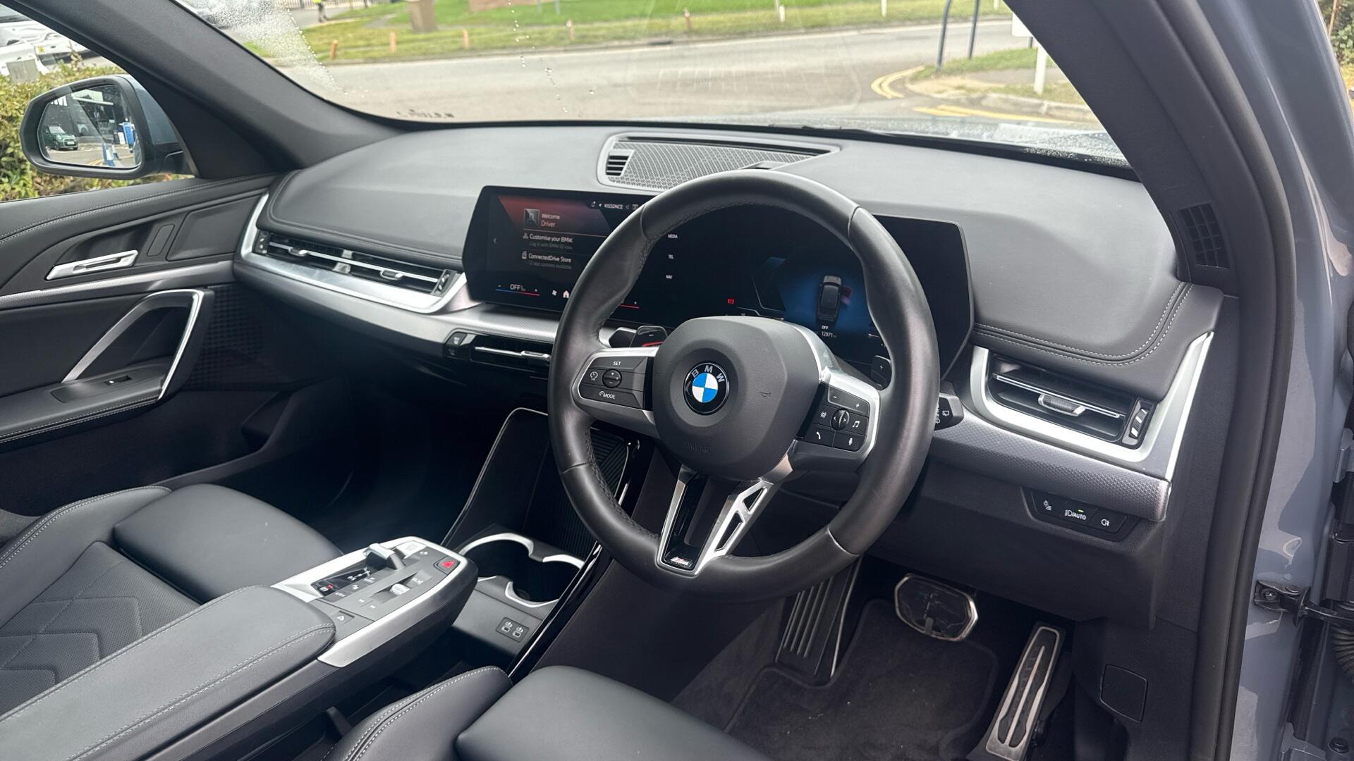 BMW X1 view 6