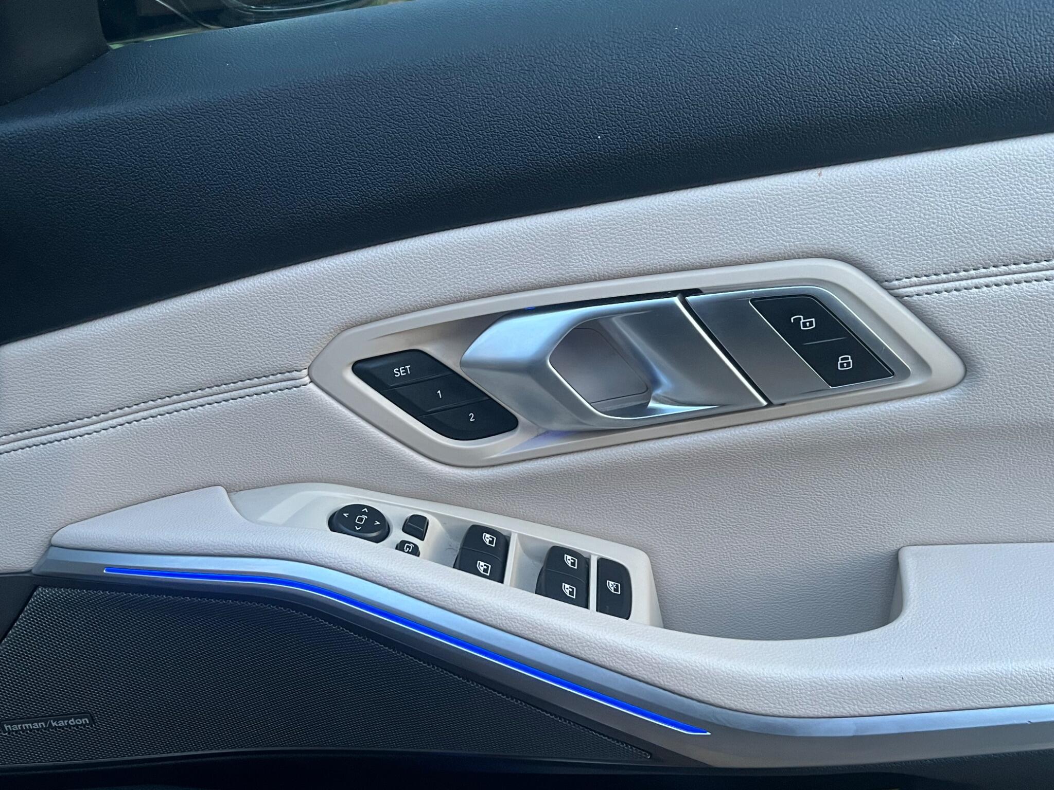 BMW 3 Series view 29