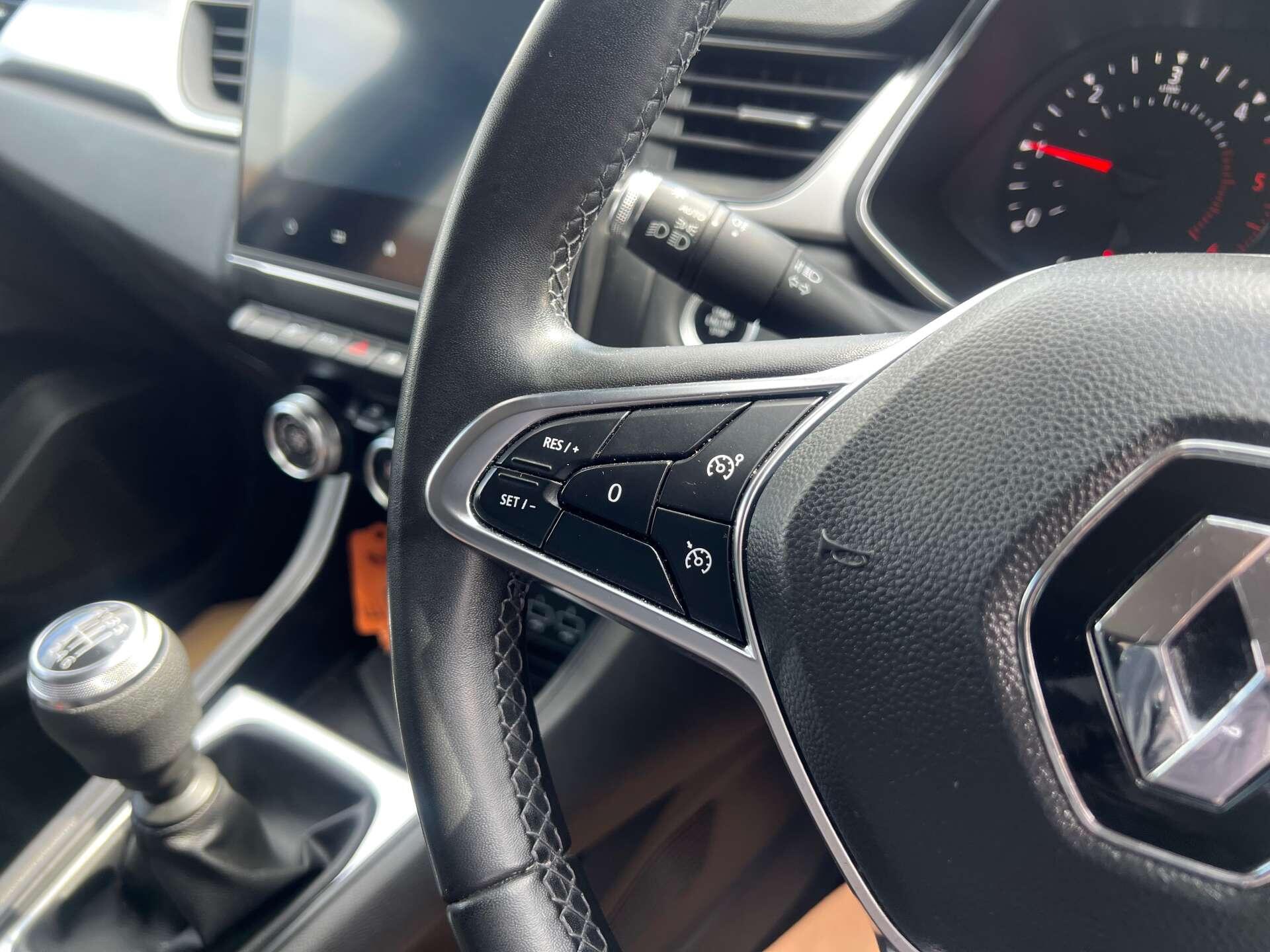 Renault Captur view 19