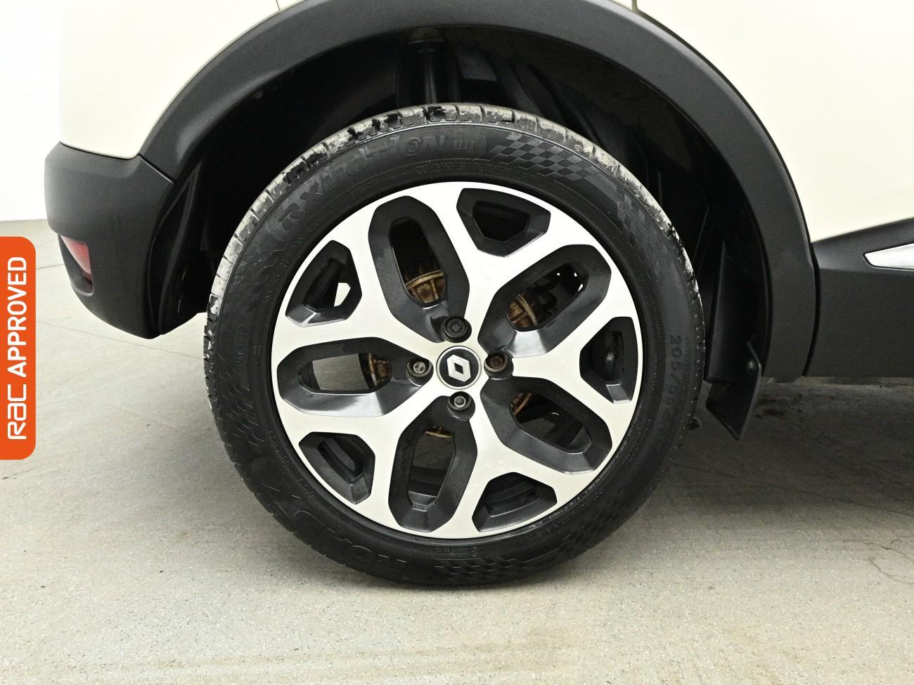 Renault Captur view 28