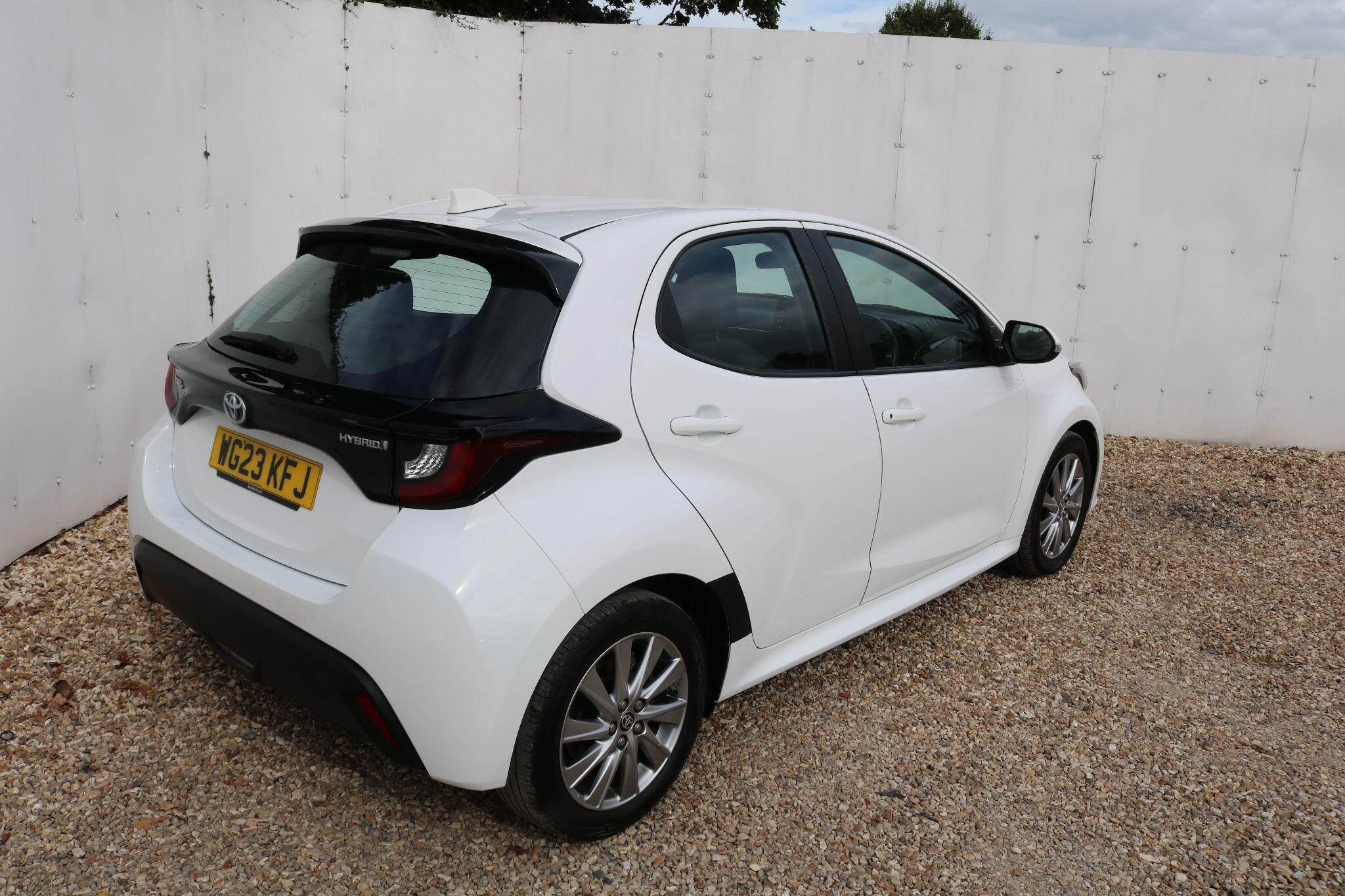 Toyota Yaris view 7