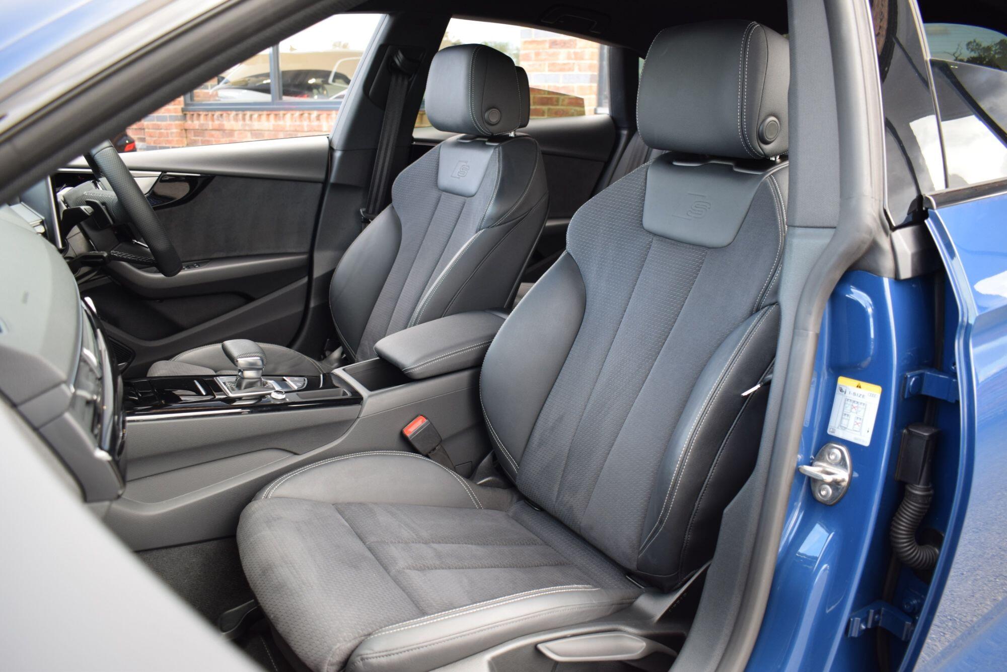 Audi A5 view 27